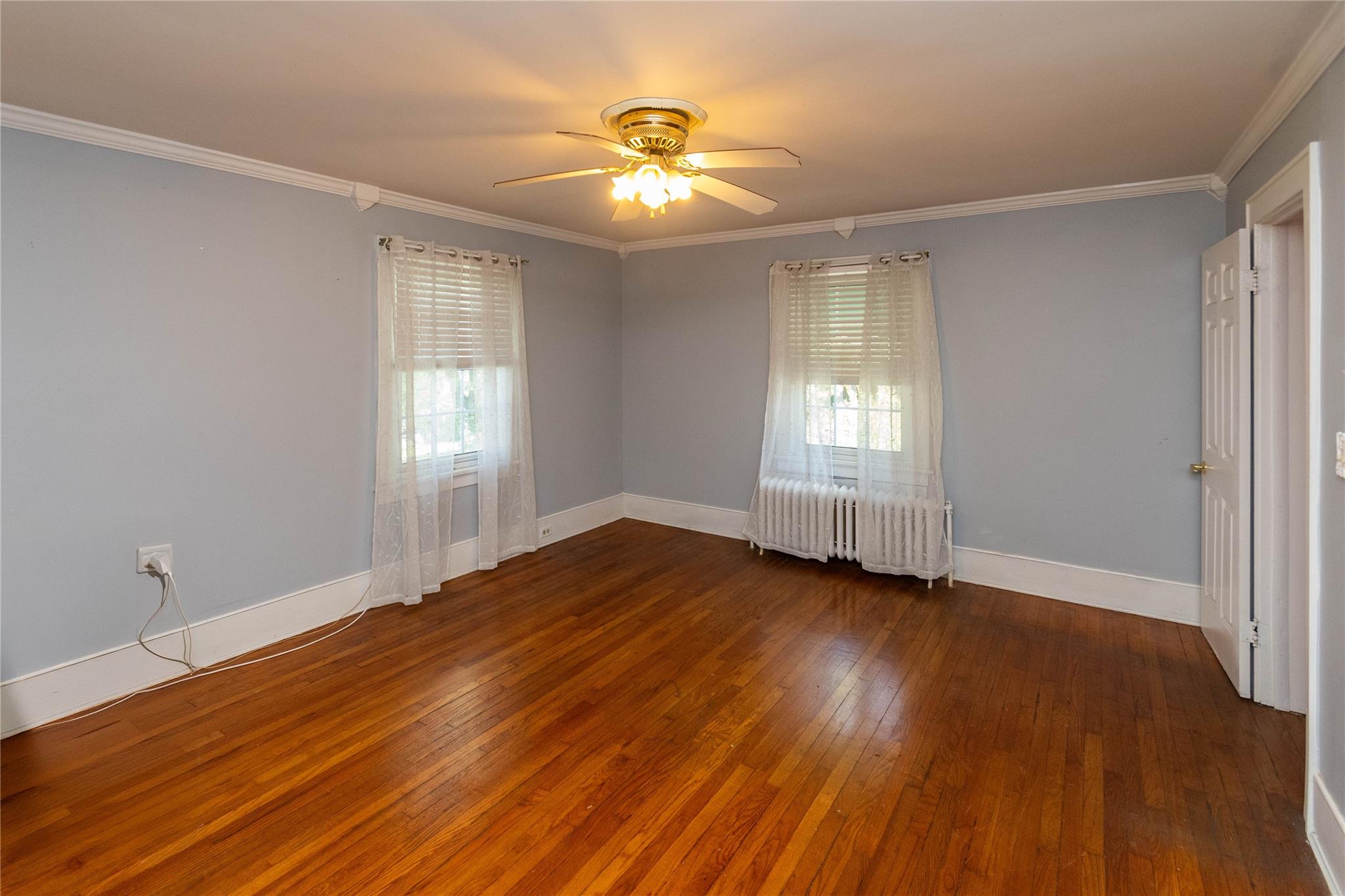 12 Woodside Place, Highland, NY 12528