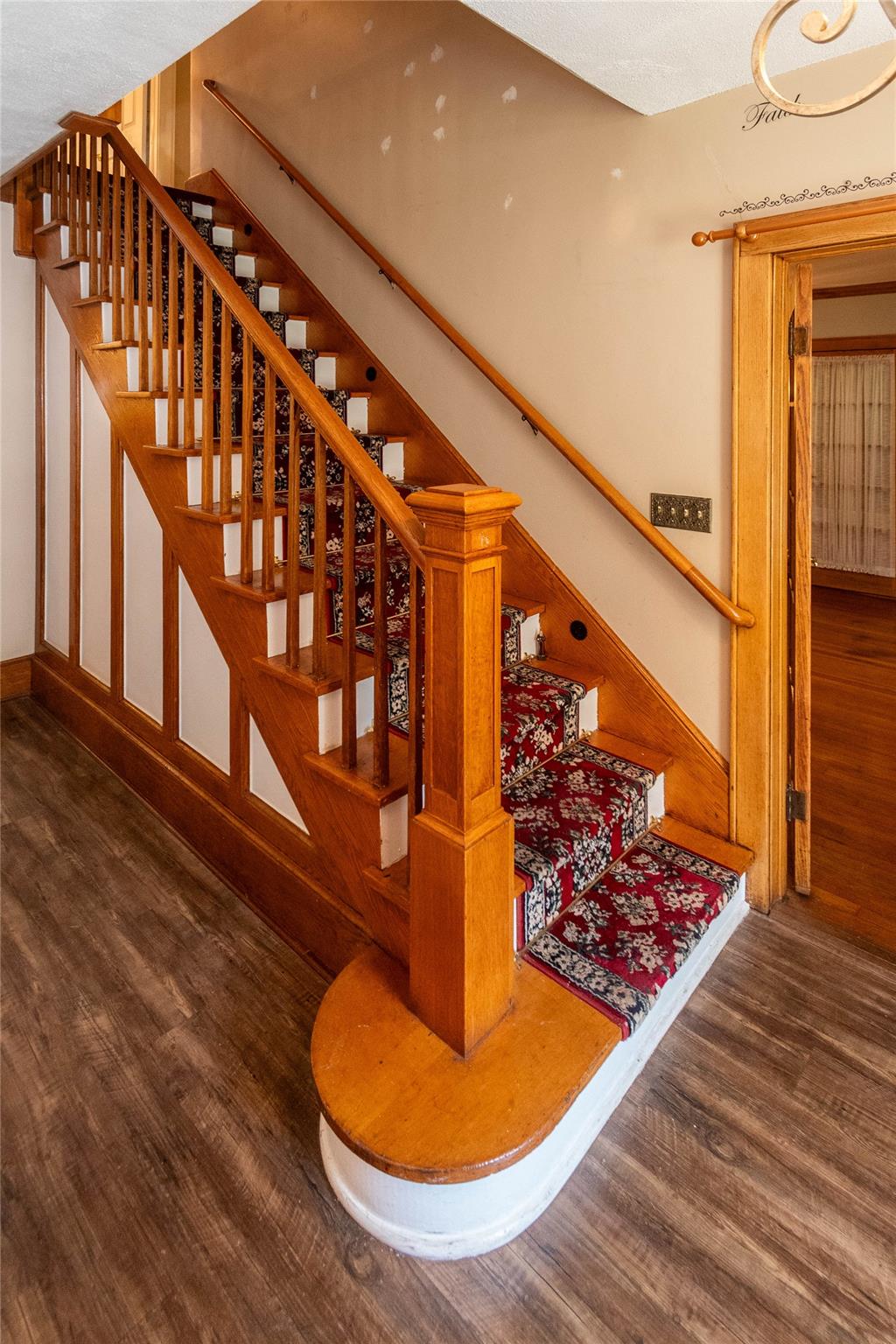 12 Woodside Place, Highland, NY 12528