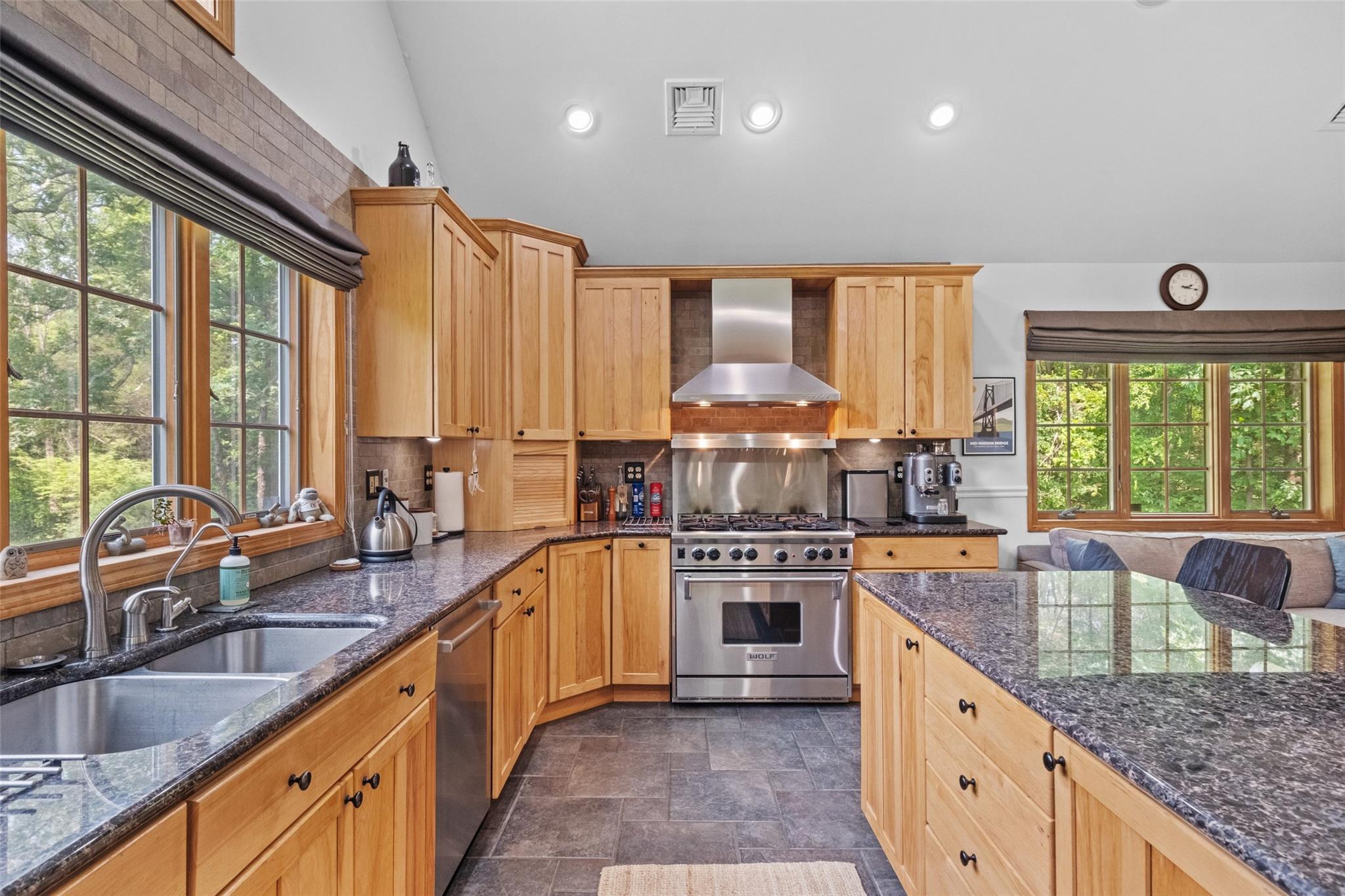 16 Sarvis Lane, Newburgh, NY 12550