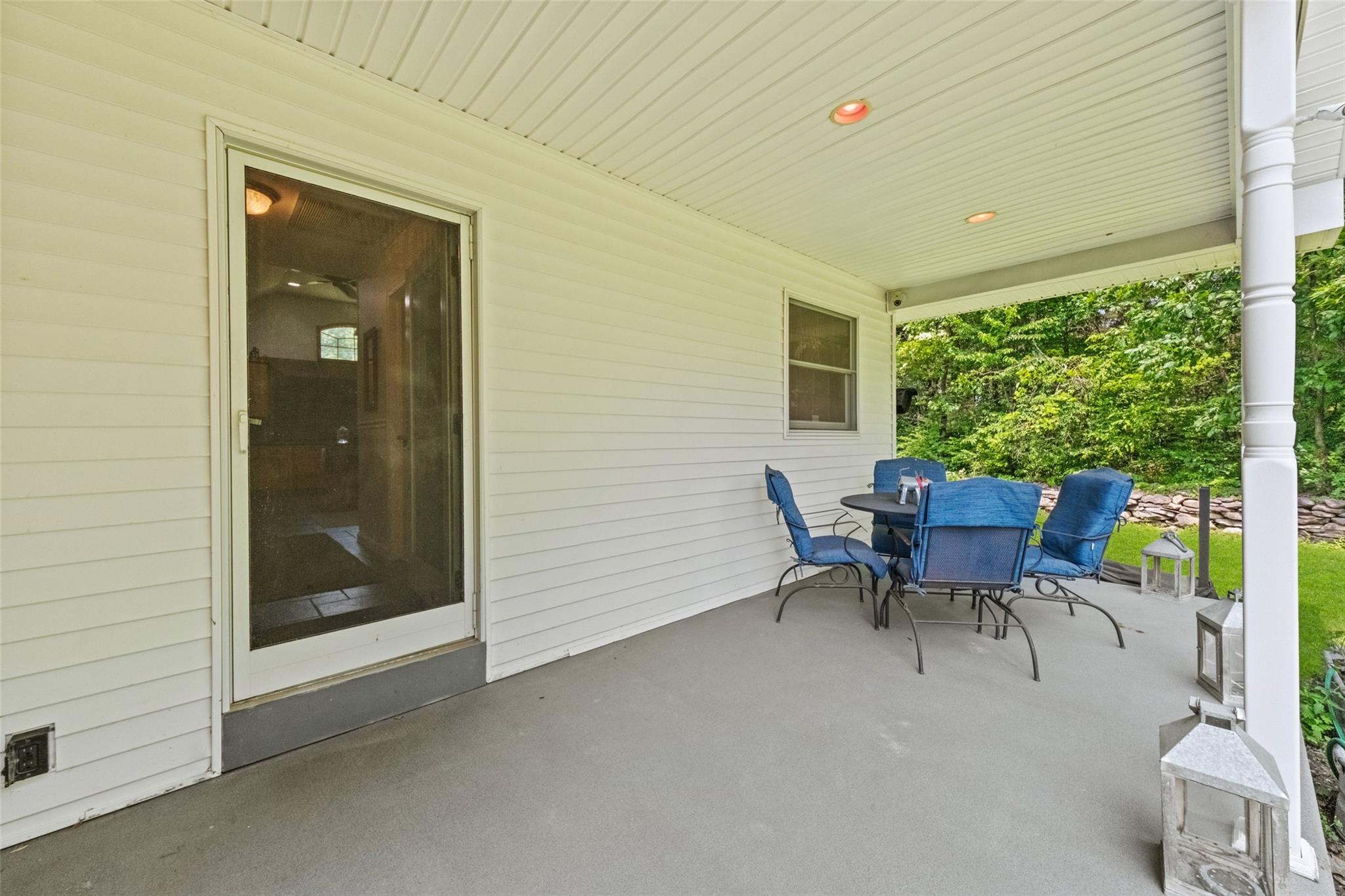16 Sarvis Lane, Newburgh, NY 12550