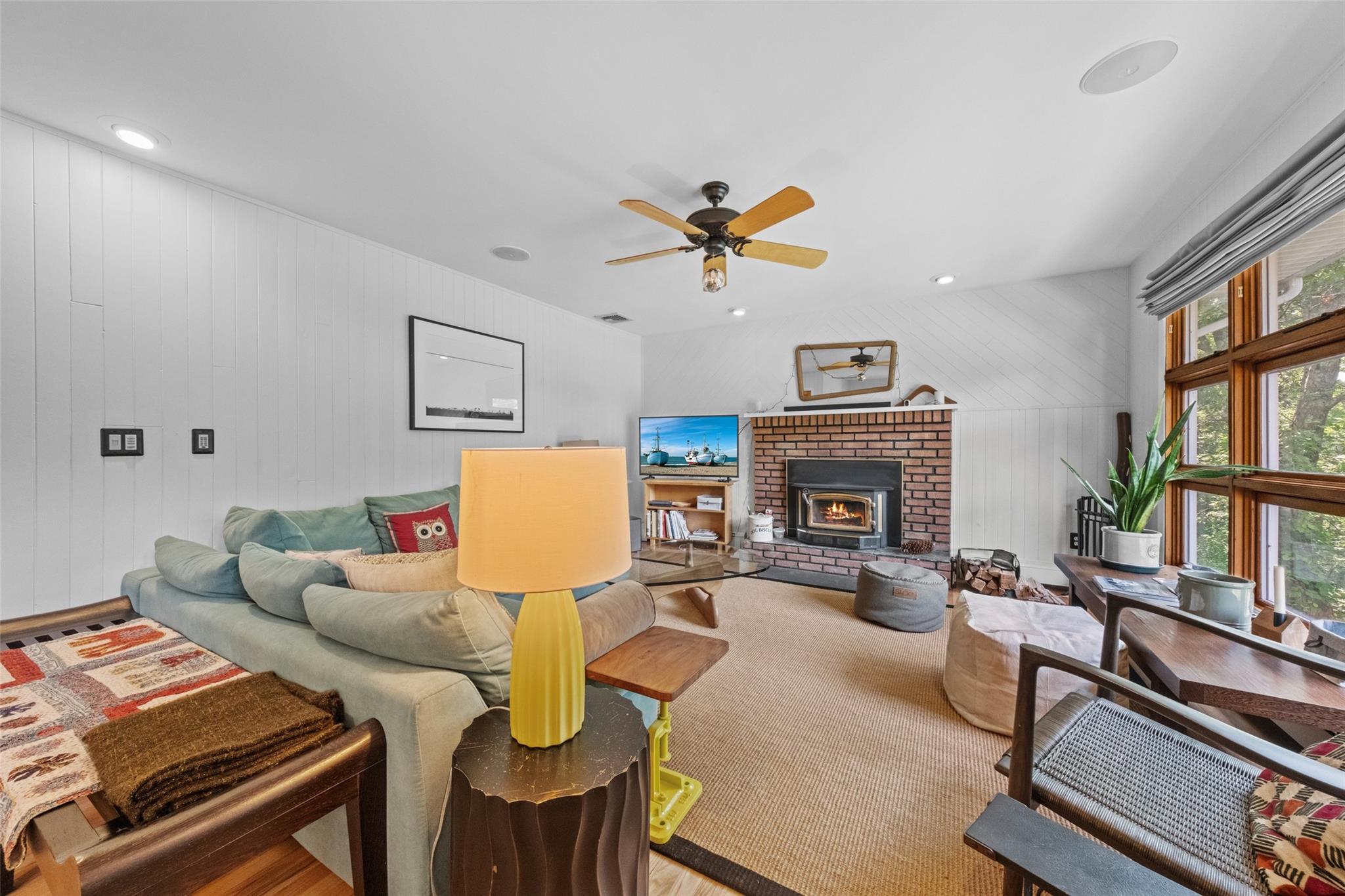 16 Sarvis Lane, Newburgh, NY 12550