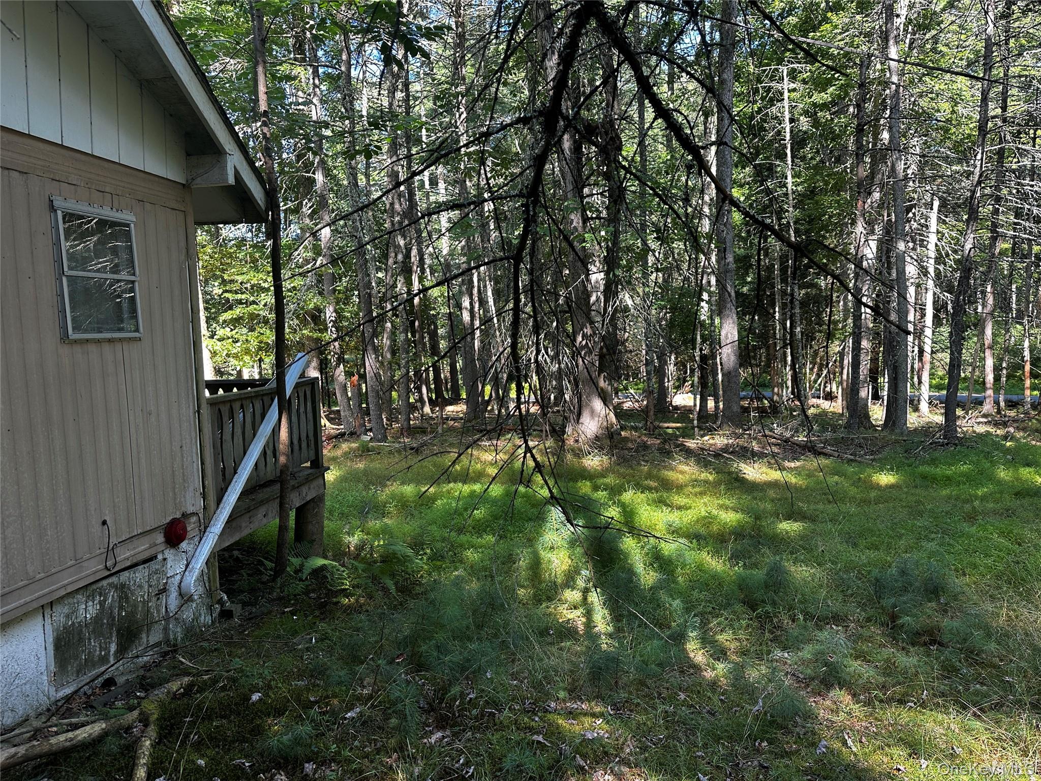 8 Kern Road, Barryville, NY 12719