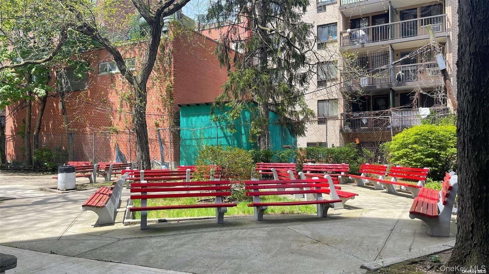 142-05 Roosevelt Avenue # 721, Flushing, NY 11354