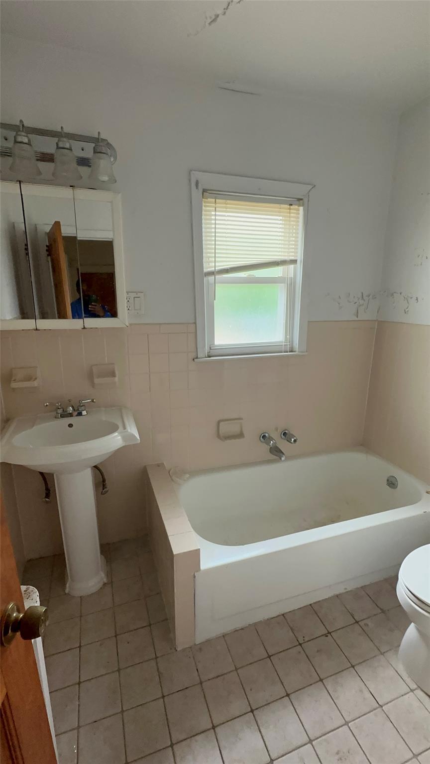 11628 167th Street, Jamaica, NY 11434