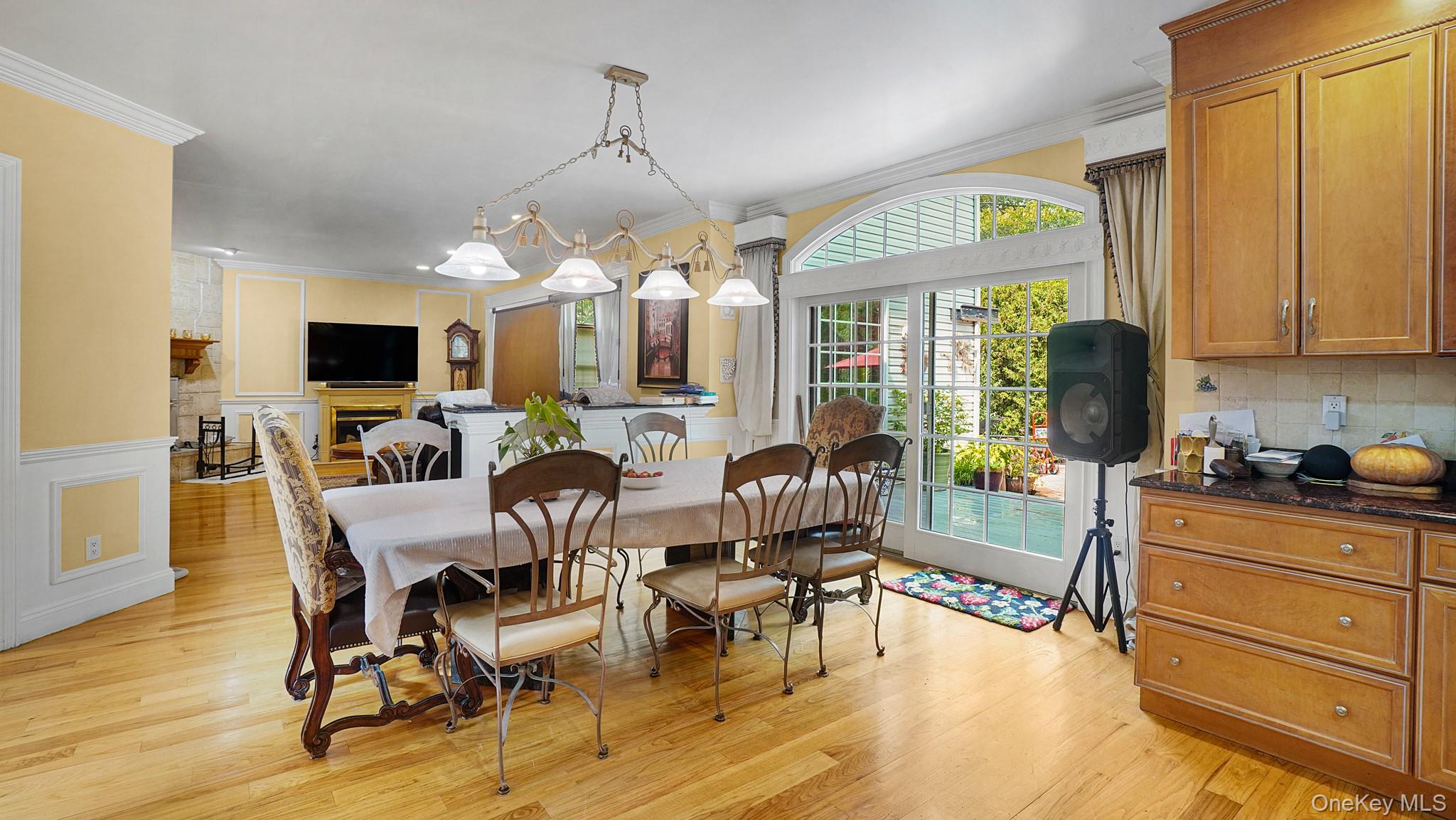 59 Lidge Drive, Farmingville, NY 11738