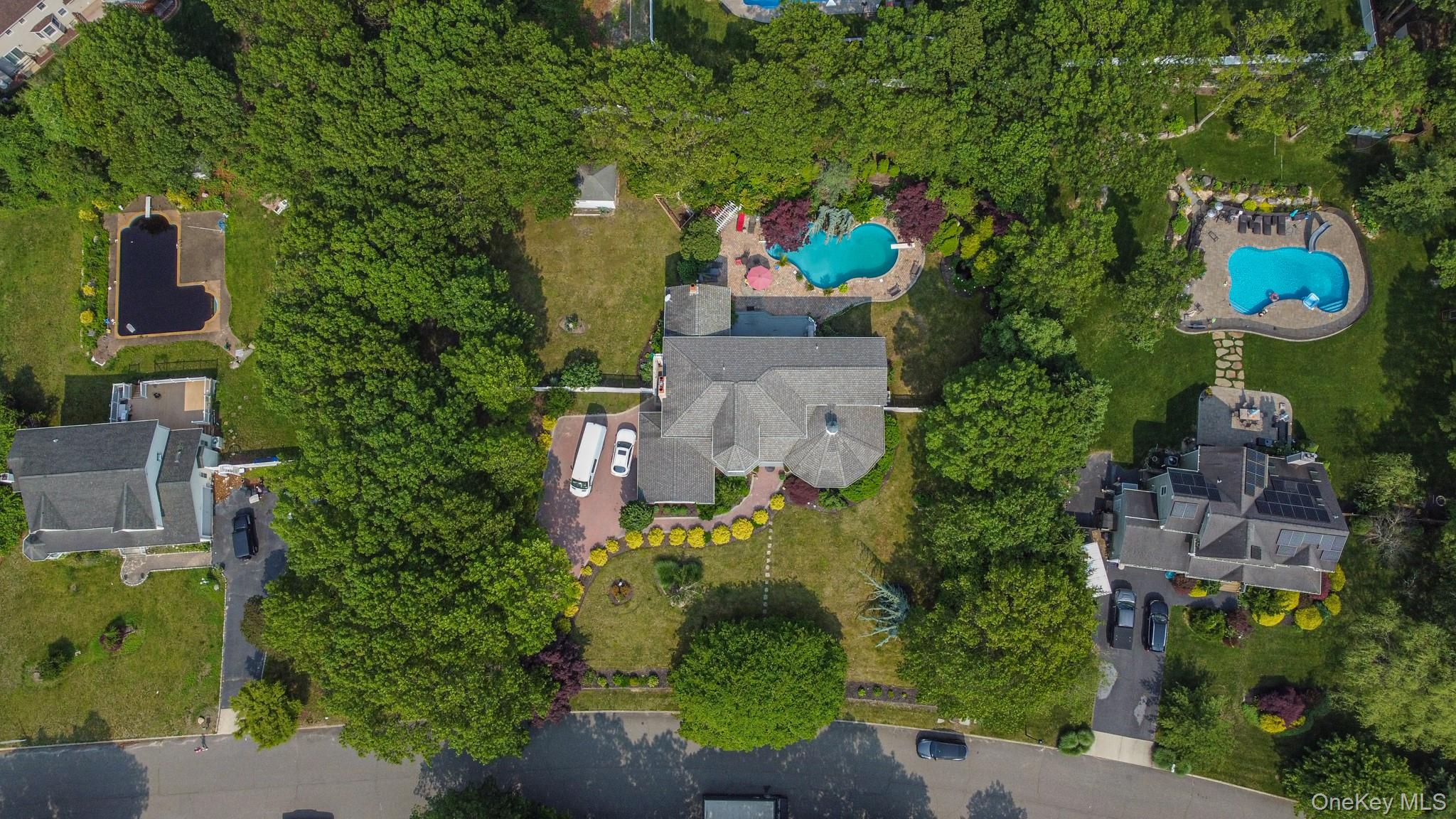 59 Lidge Drive, Farmingville, NY 11738