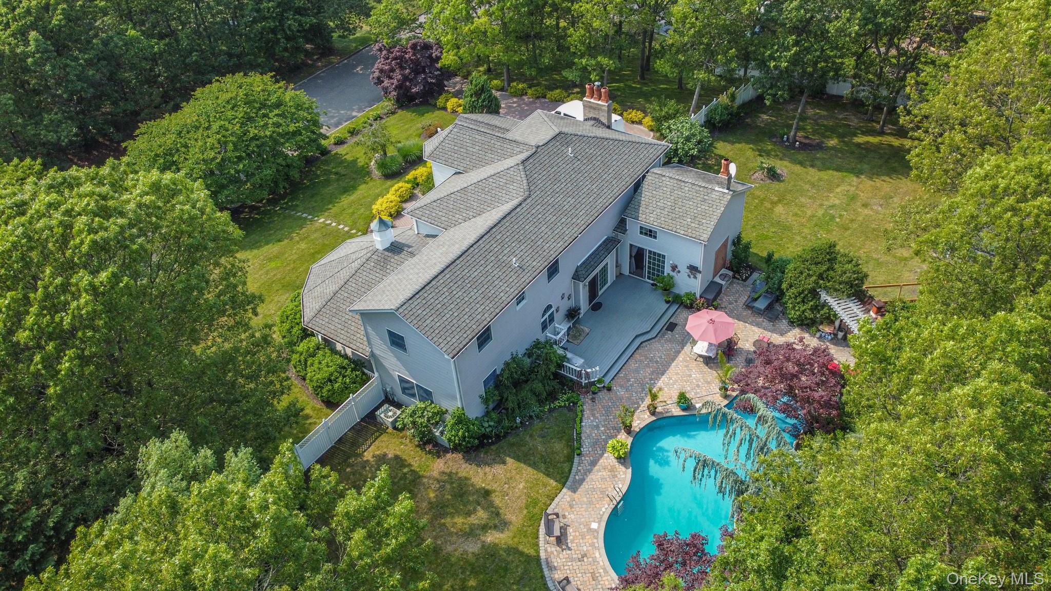 59 Lidge Drive, Farmingville, NY 11738