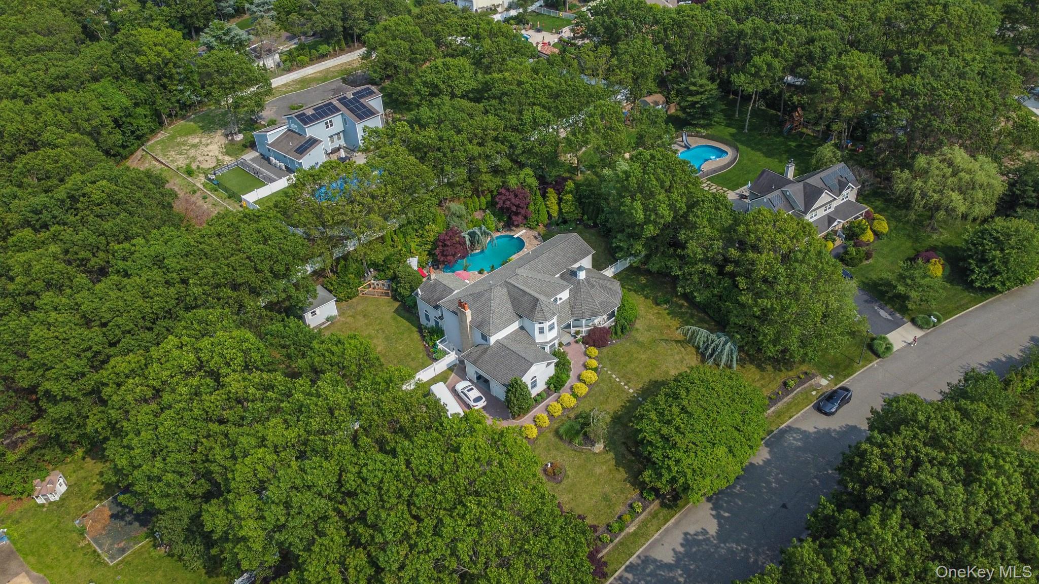 59 Lidge Drive, Farmingville, NY 11738