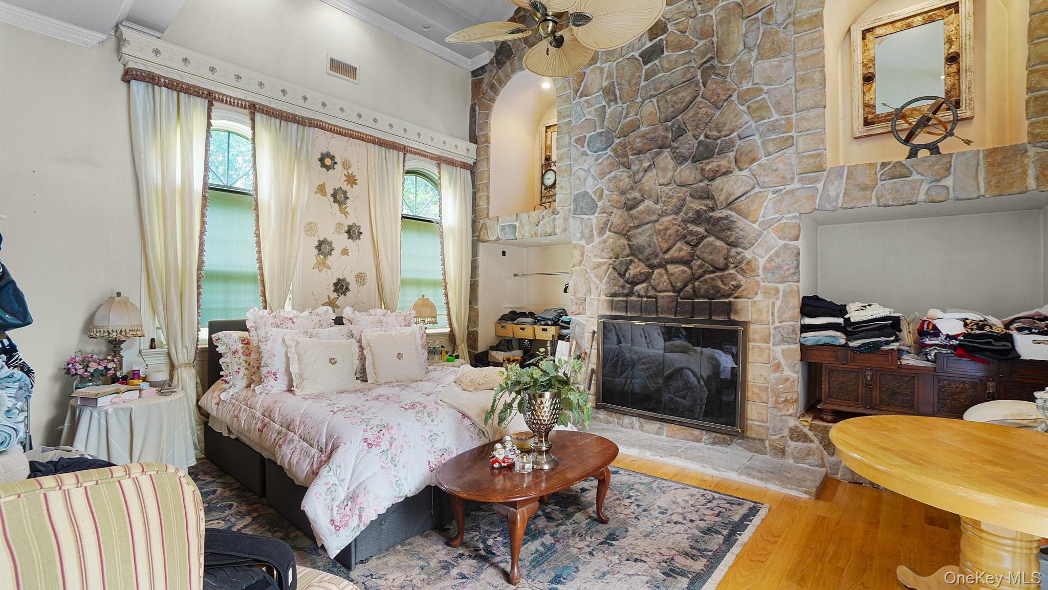 59 Lidge Drive, Farmingville, NY 11738