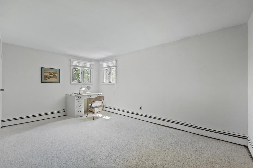360 Munsell Road, East Patchogue, NY 11772