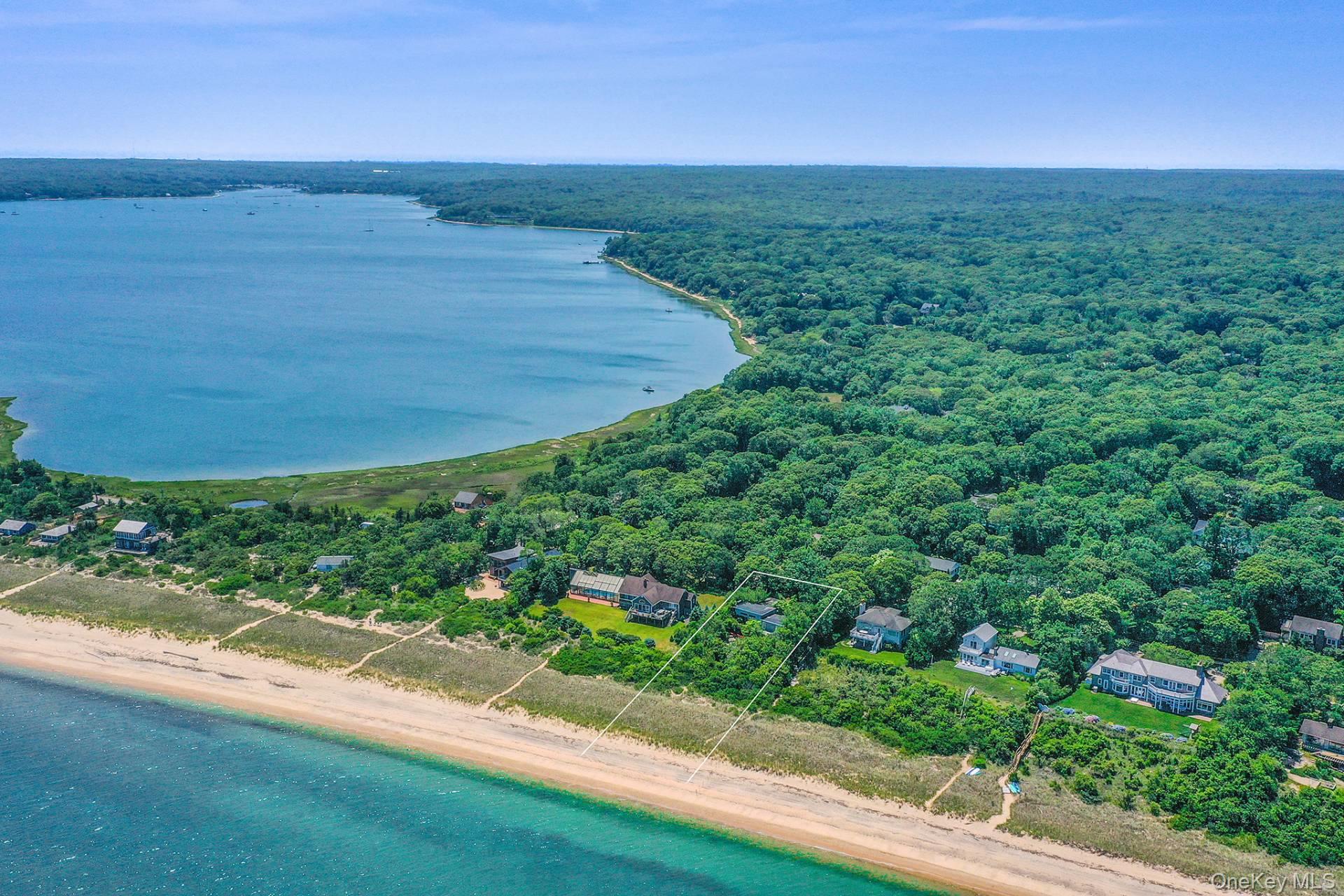 21 Bianco Road, East Hampton, NY 11937