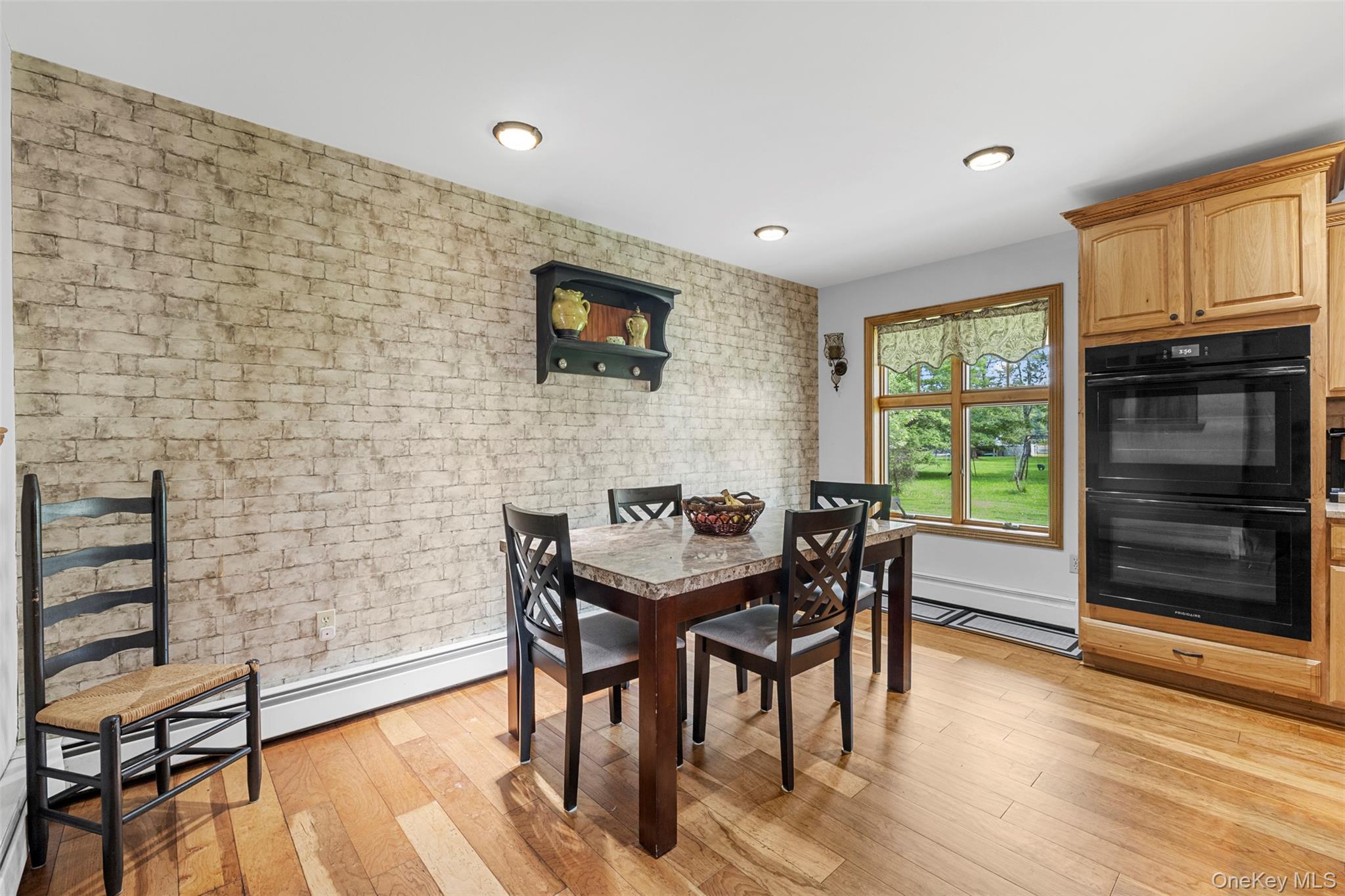 1252 Albany Post Road, Gardiner, NY 12525