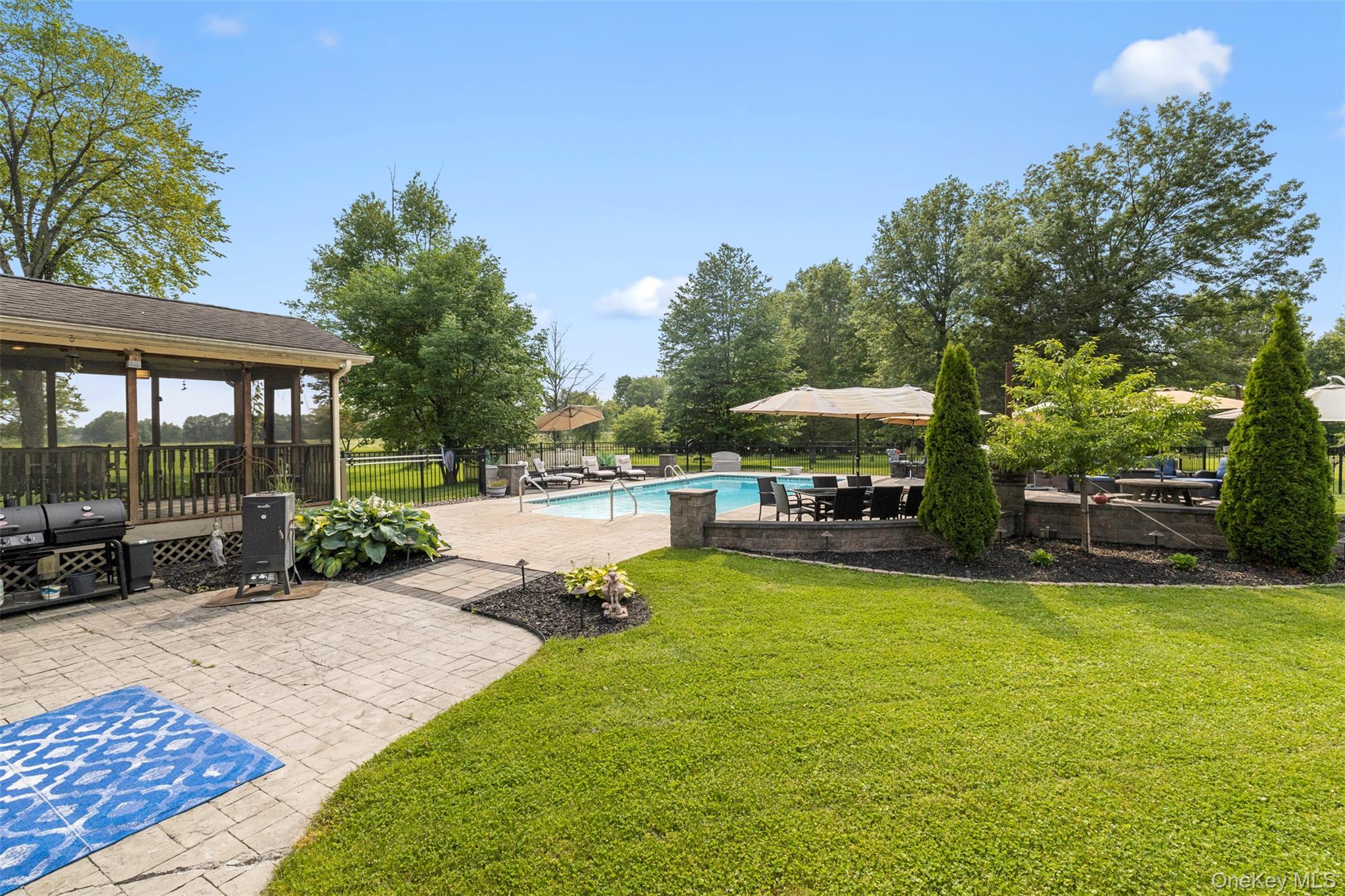 1252 Albany Post Road, Gardiner, NY 12525