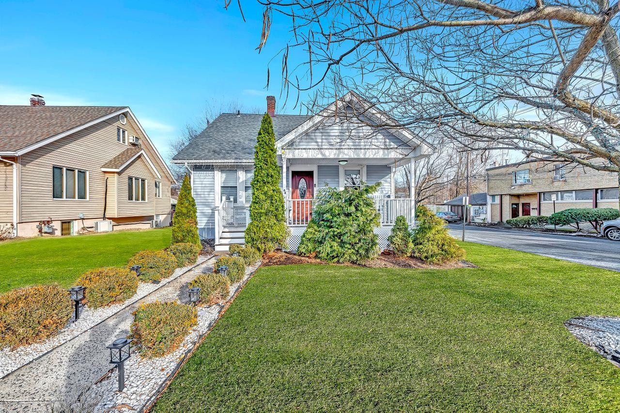 64 Prairie Avenue, Suffern, NY 10901