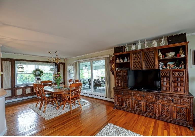 510 S Great Neck Road, Copiague, NY 11726