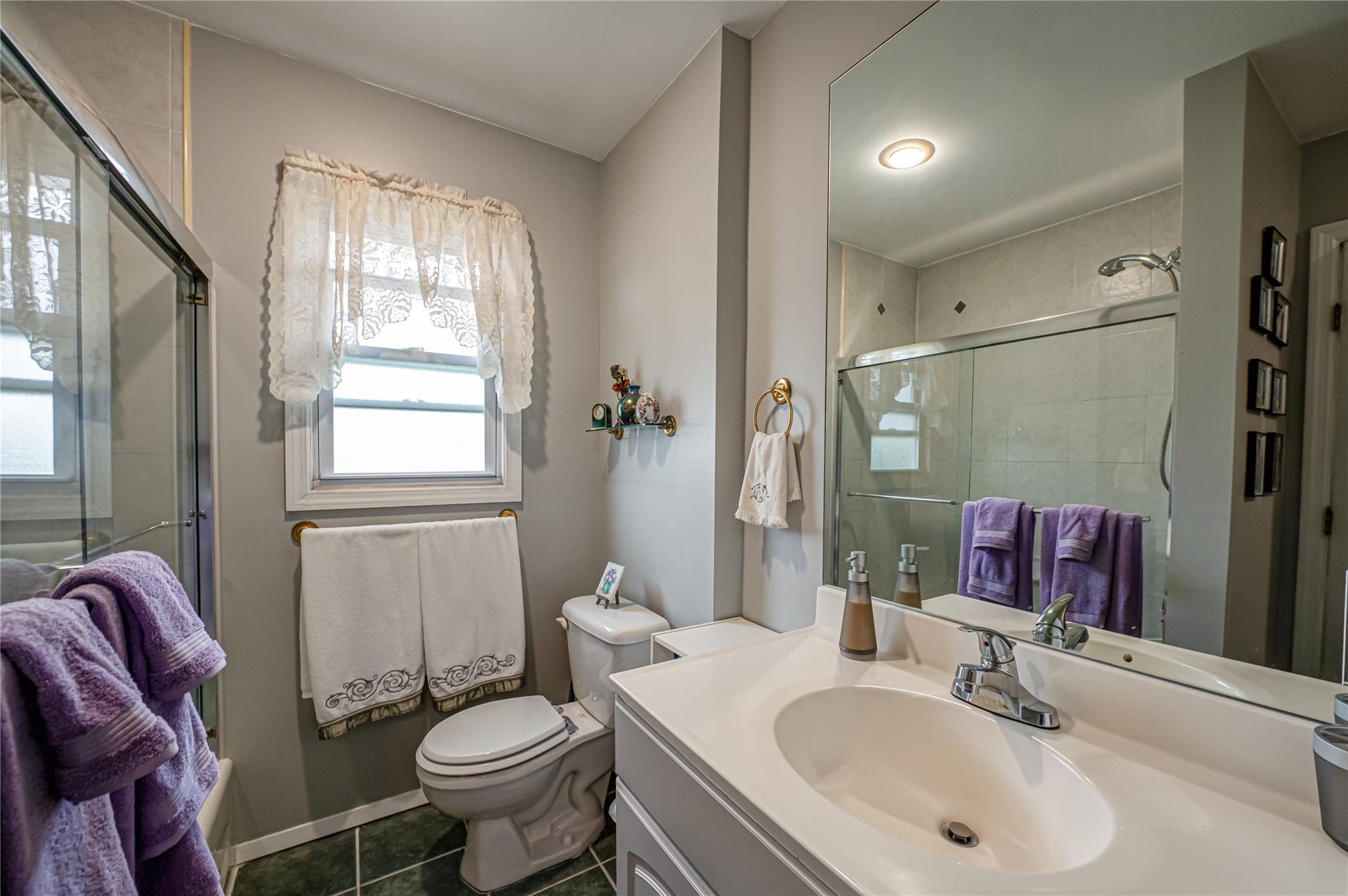 510 S Great Neck Road, Copiague, NY 11726