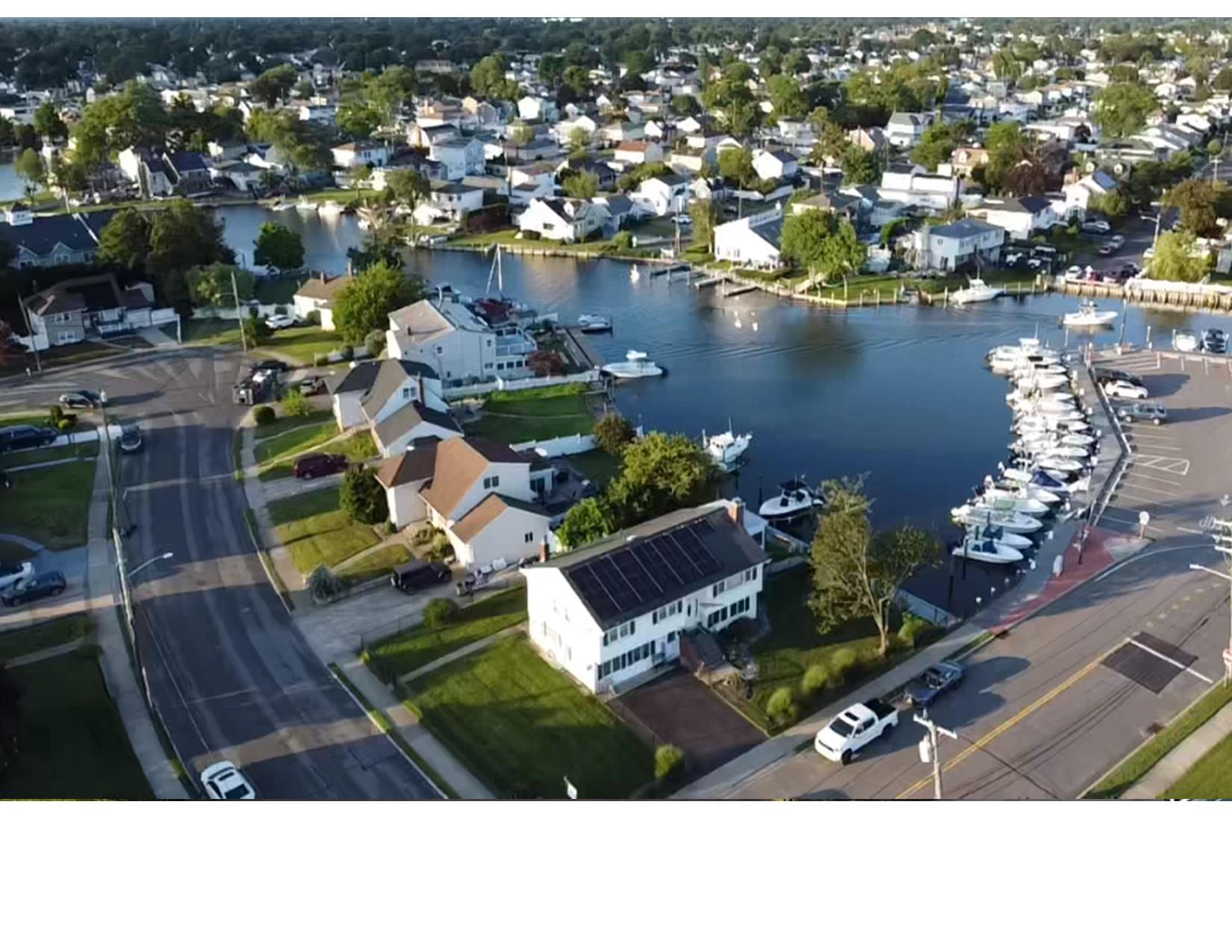 510 S Great Neck Road, Copiague, NY 11726