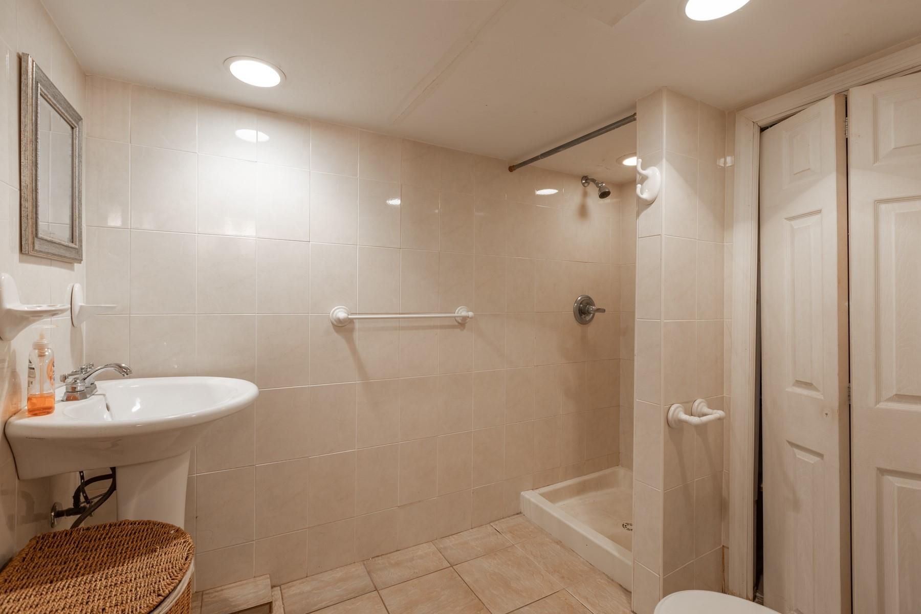 136 Sturges Street, Staten Island, NY 10314