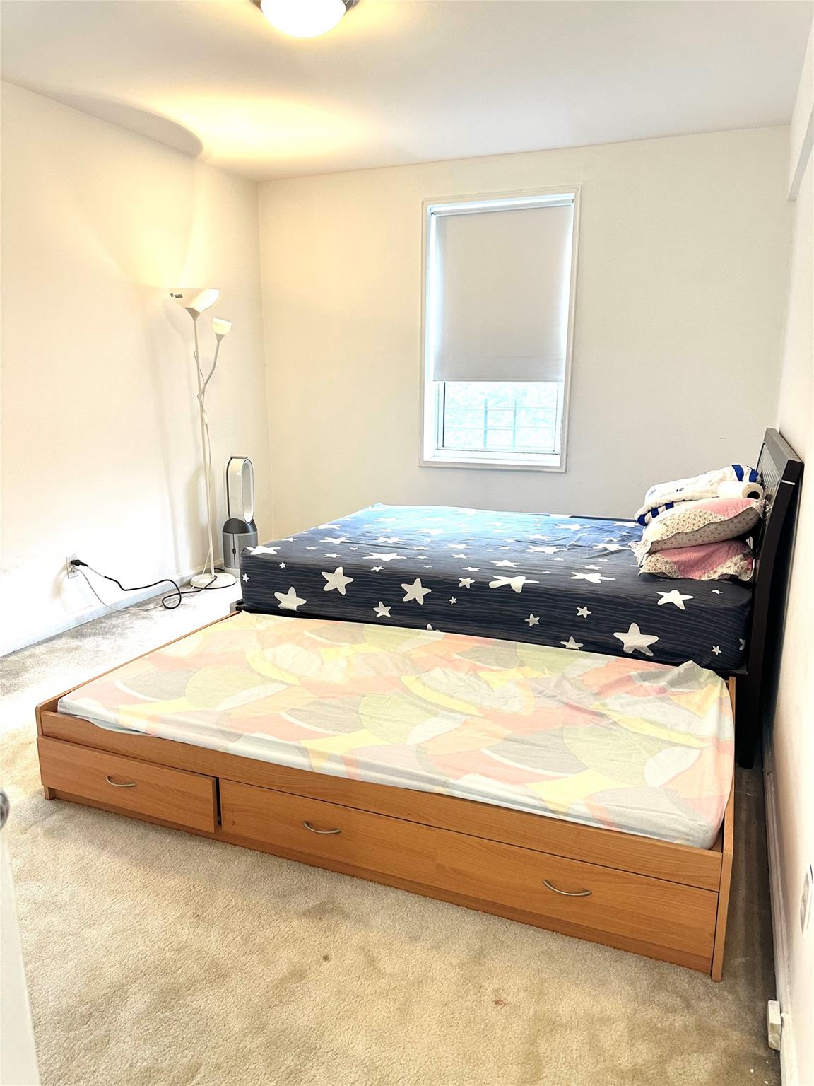 27-04 Parsons Boulevard # 2G, Flushing, NY 11354