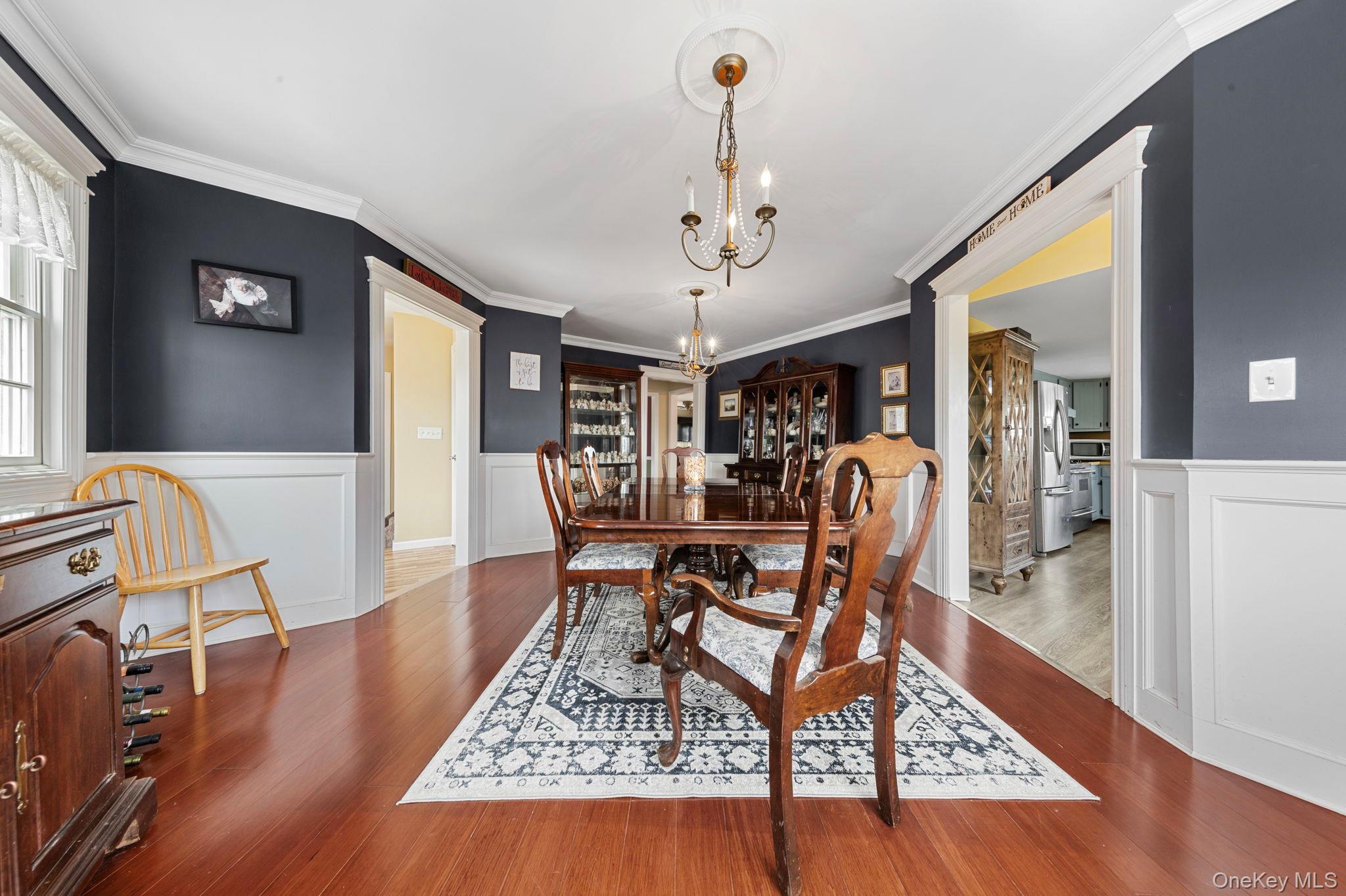 25 Meadow Lane, Amityville, NY 11701