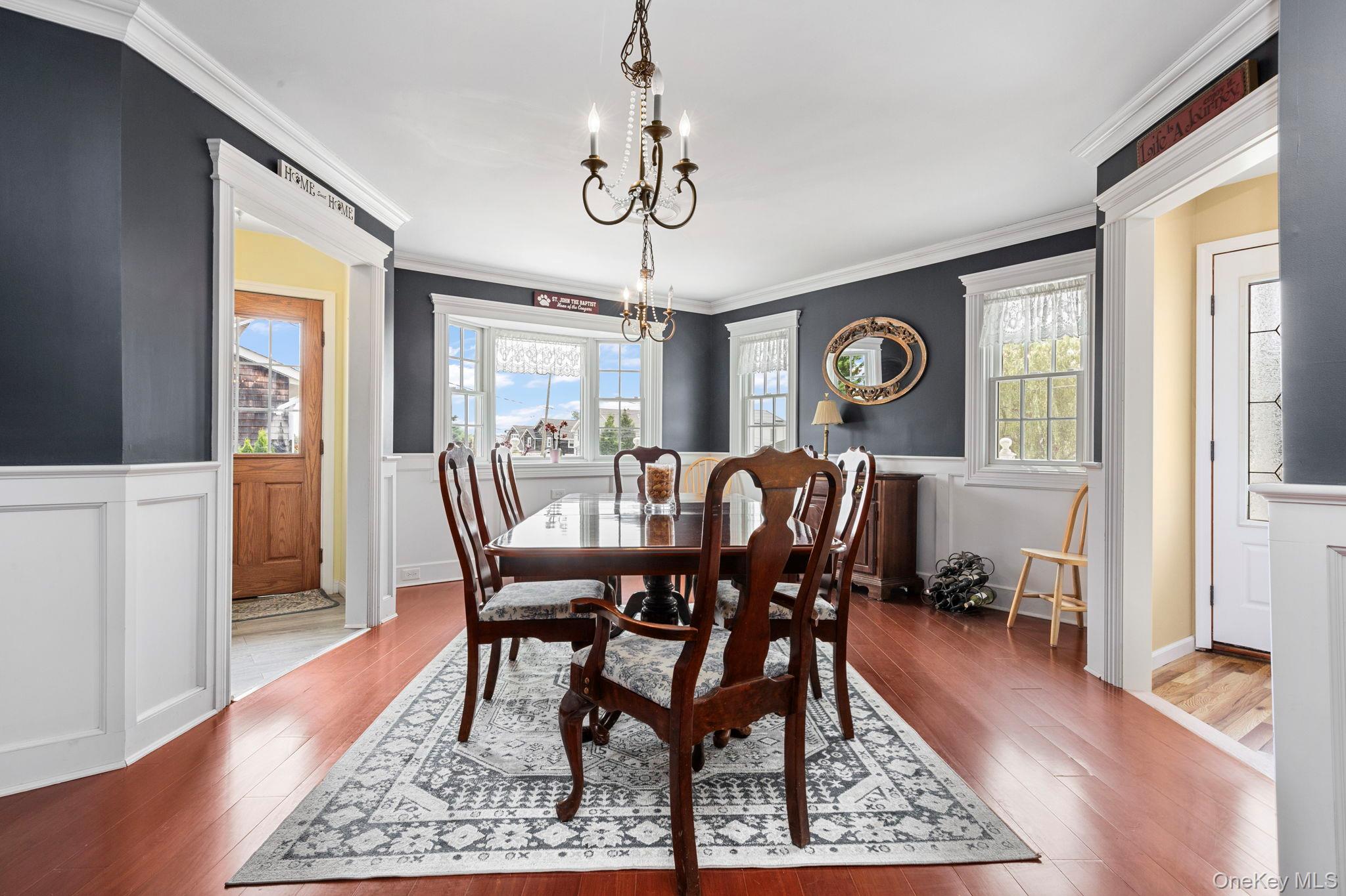 25 Meadow Lane, Amityville, NY 11701