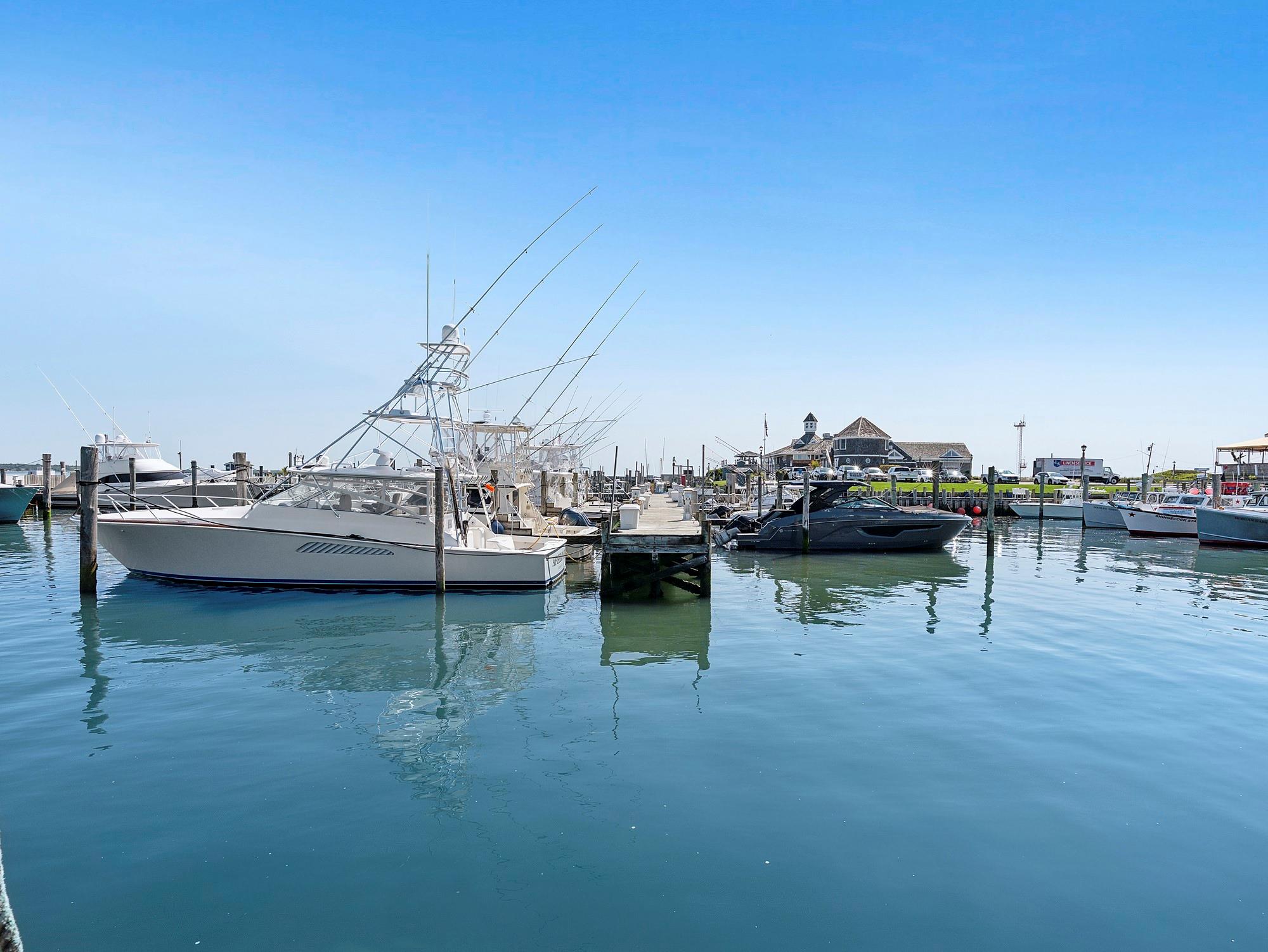 369 dune Road, Hampton Bays, NY 11946