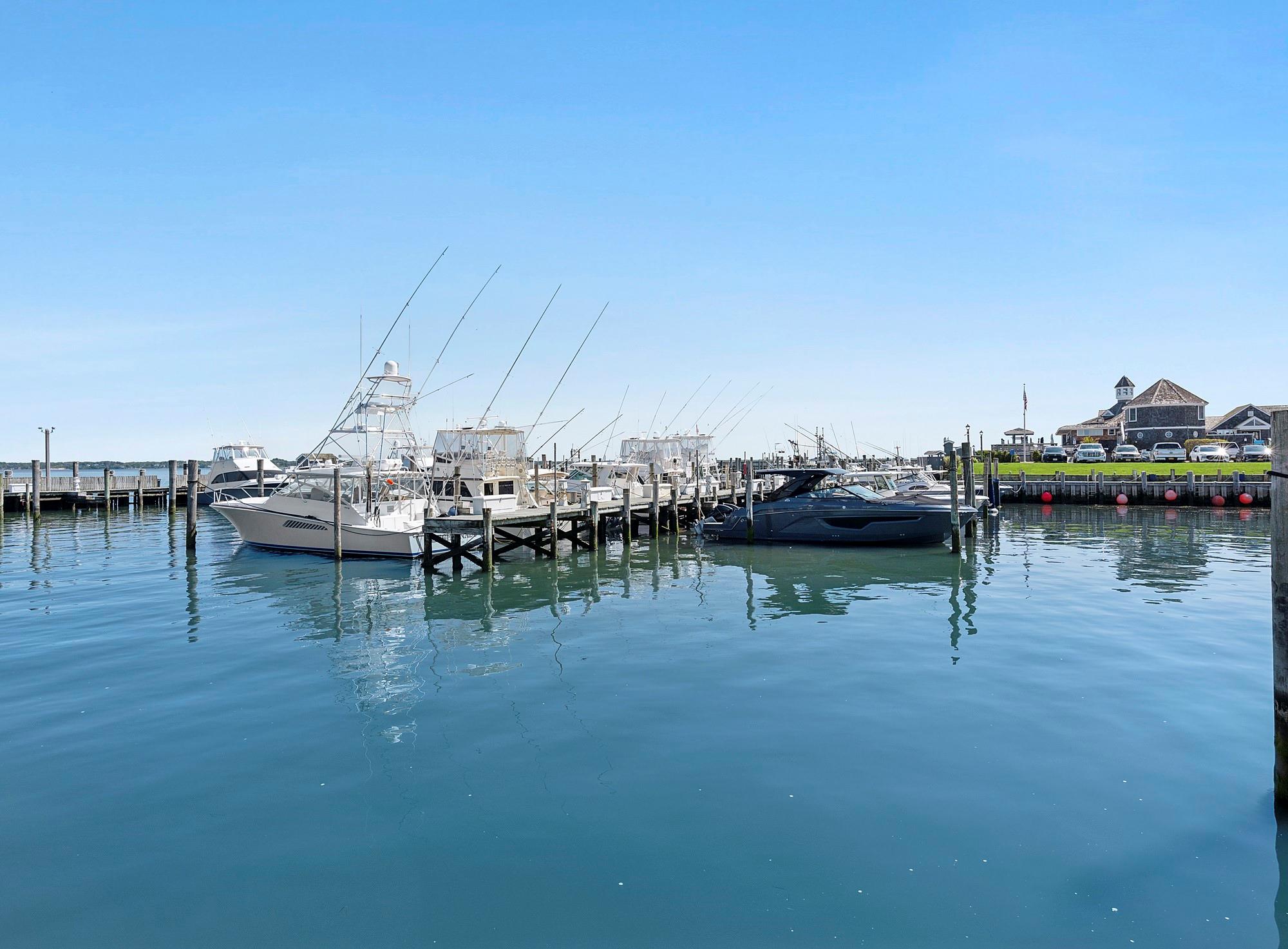 369 dune Road, Hampton Bays, NY 11946