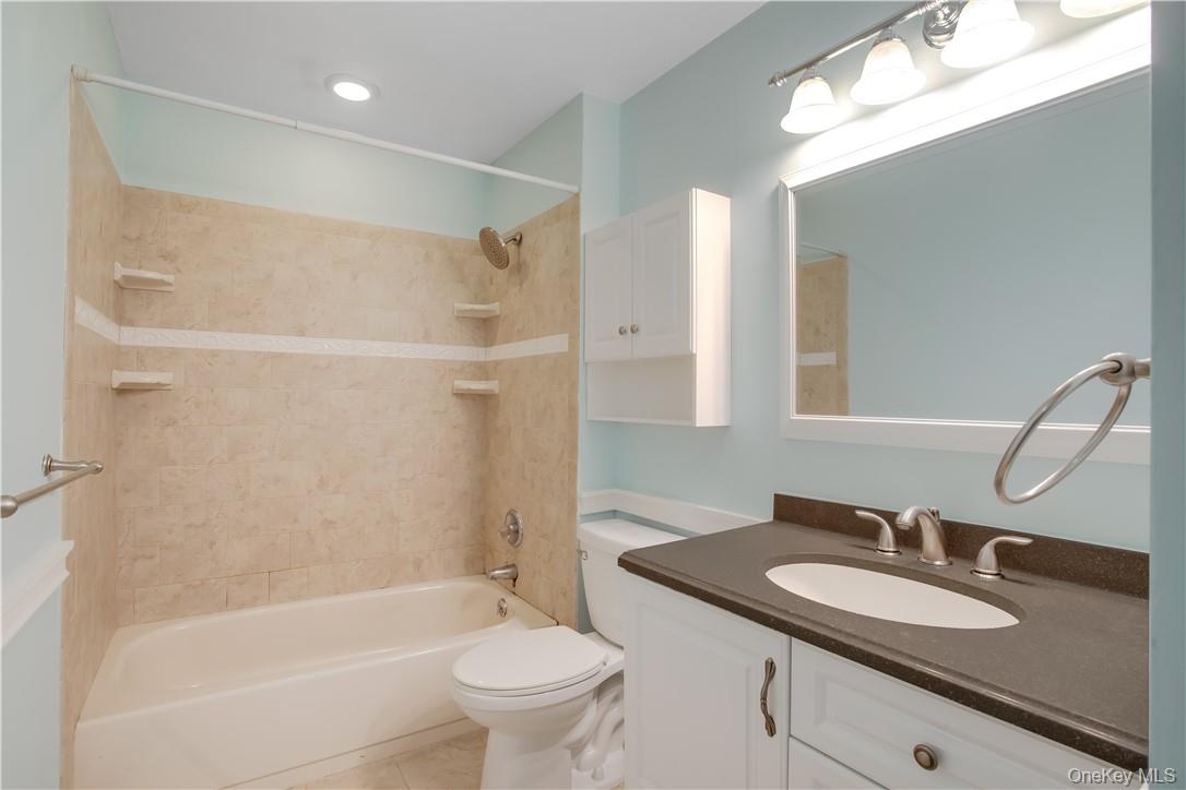 23 Hillside Terrace # H, White Plains, NY 10601