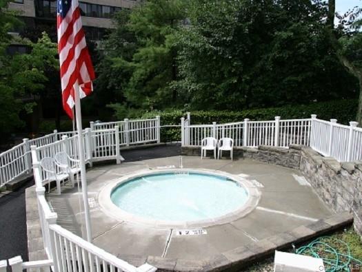 23 Hillside Terrace # H, White Plains, NY 10601