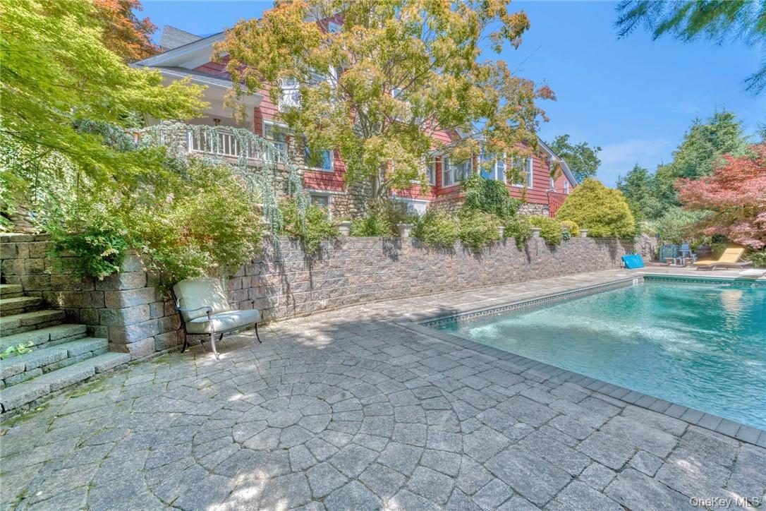 84 Highview Avenue, Nanuet, NY 10954