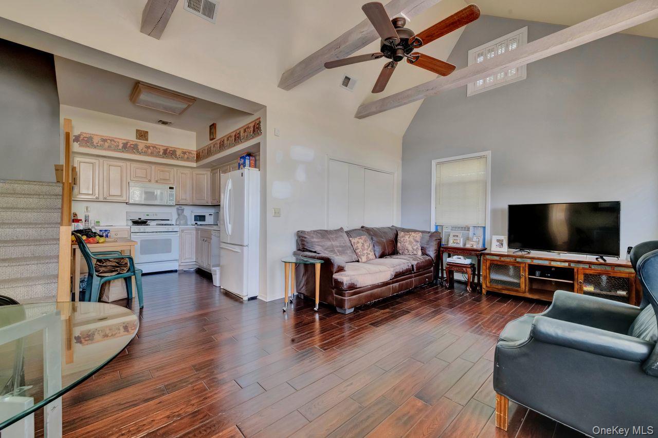 84 Highview Avenue, Nanuet, NY 10954