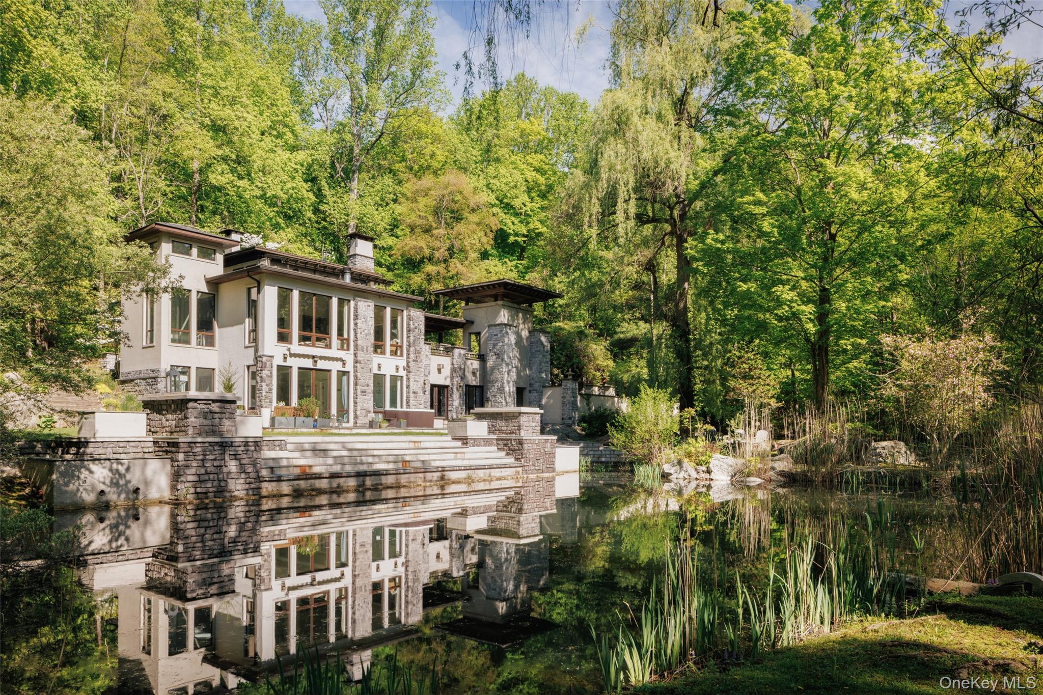 320 Long Hill Road, Hopewell Junction, NY 12533