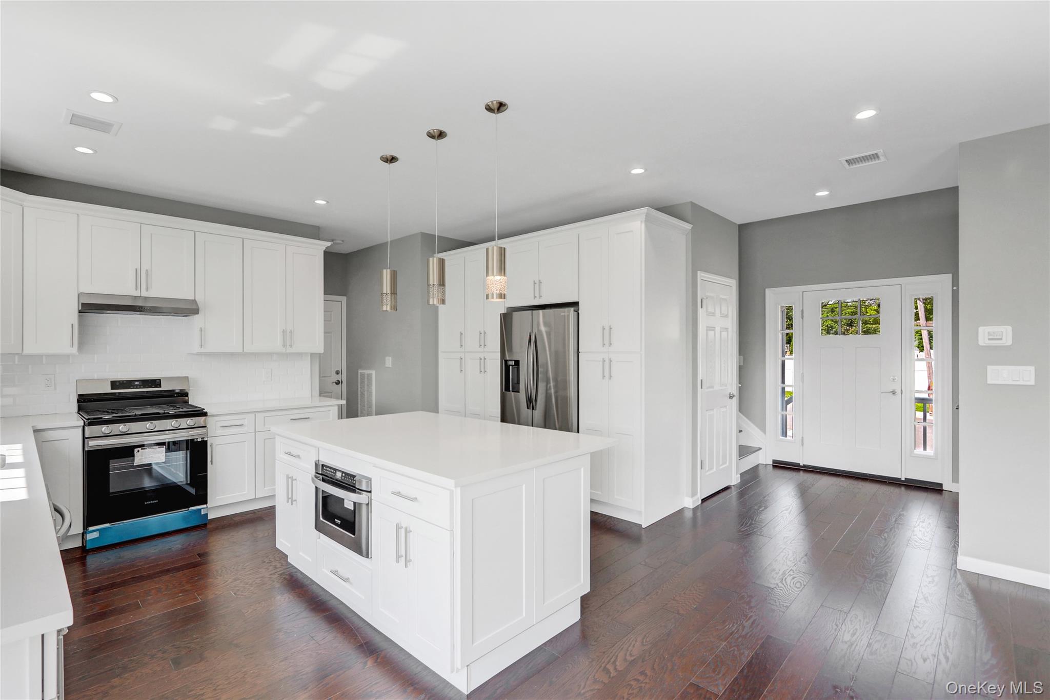 2941 Moreland Avenue, Oceanside, NY 11572