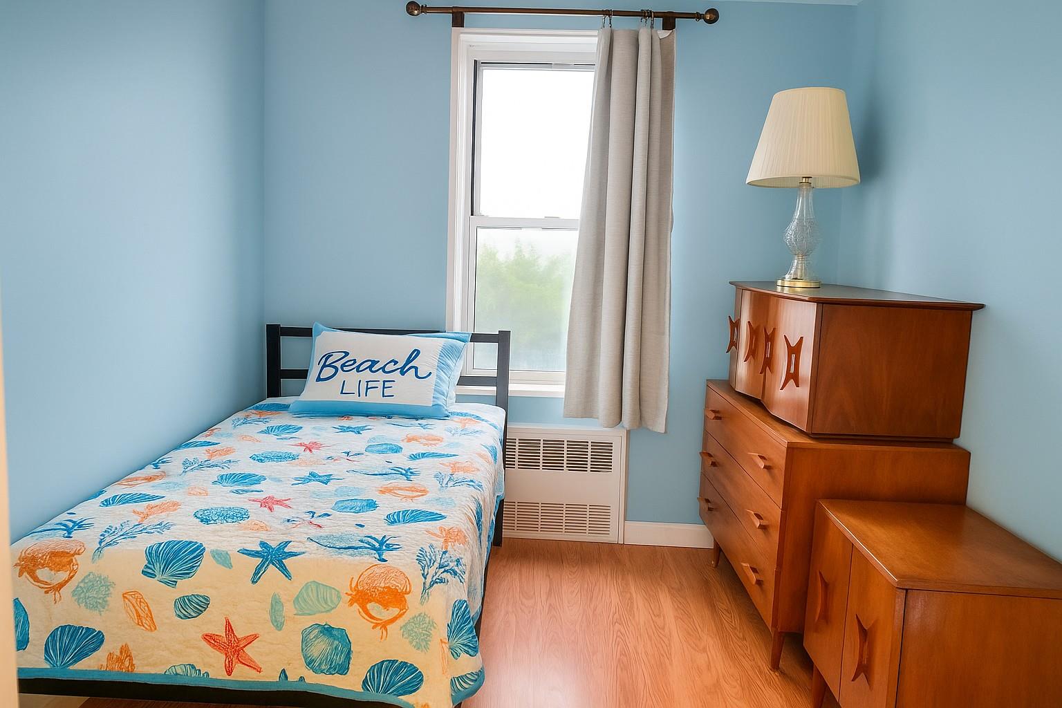 855 E East Broadway # 1B, Long Beach, NY 11561