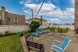 855 E East Broadway # 1B, Long Beach, NY 11561