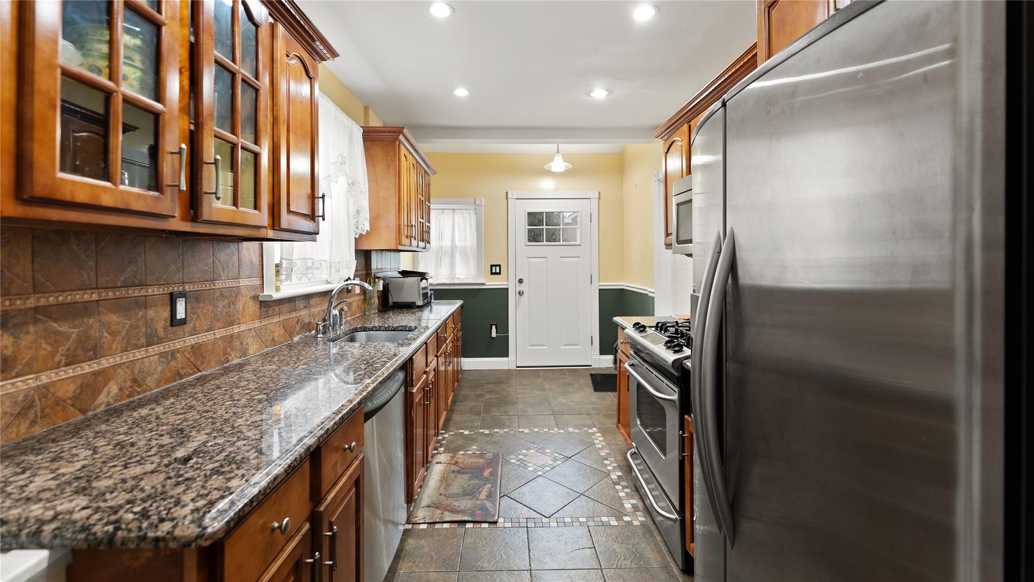 236 N High Street, Mount Vernon, NY 10550