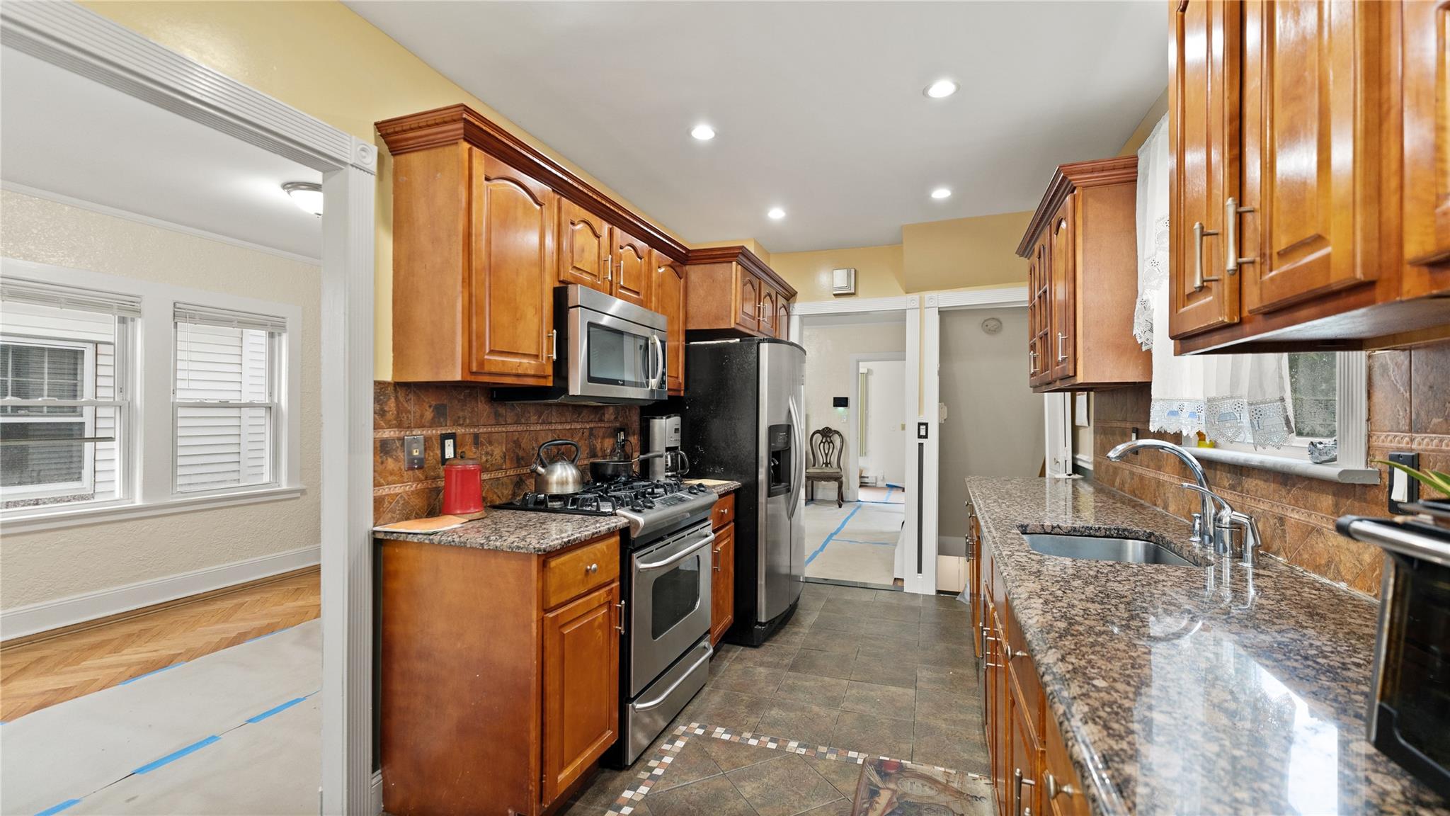 236 N High Street, Mount Vernon, NY 10550