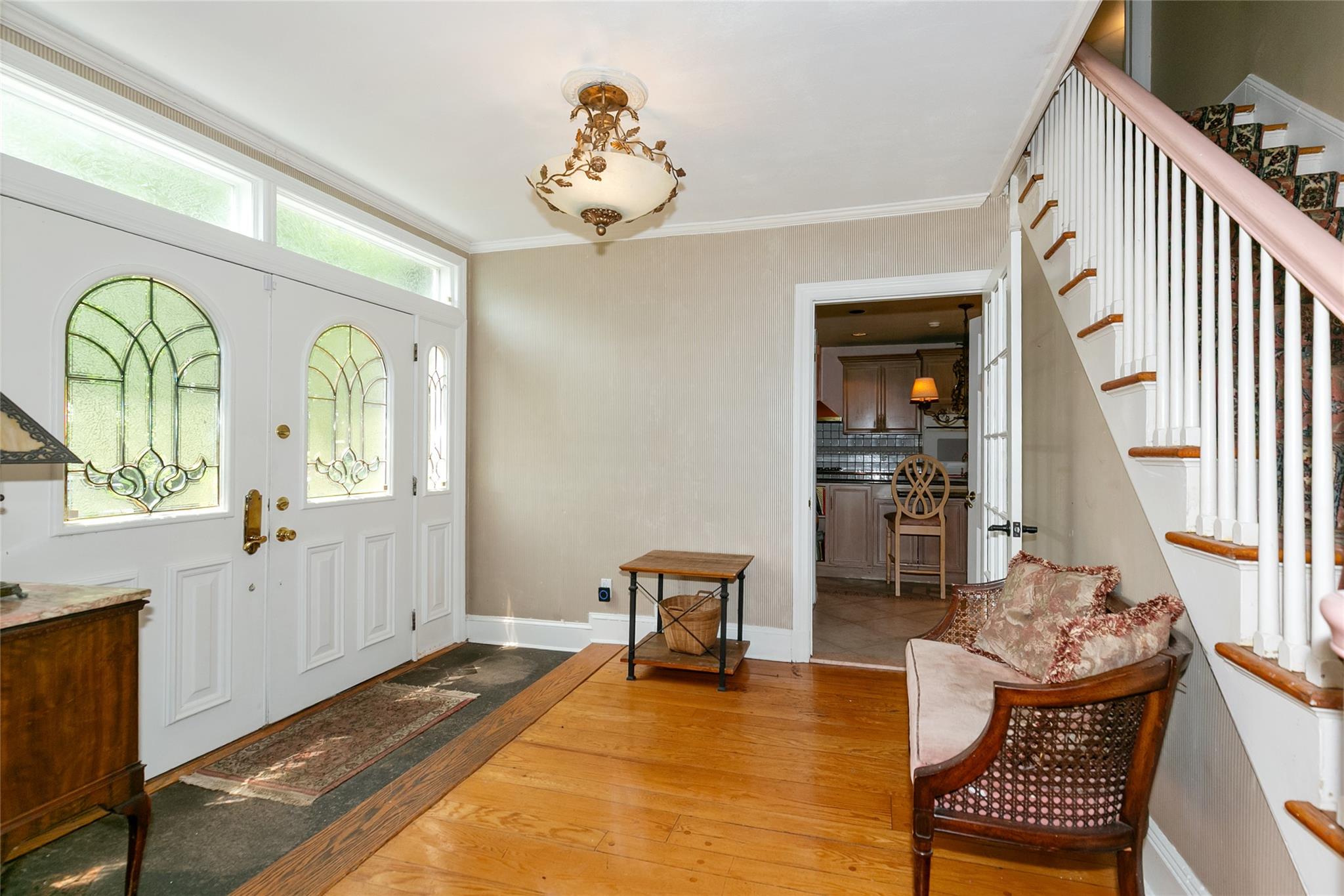 1 Ravine Road, Great Neck, NY 11023