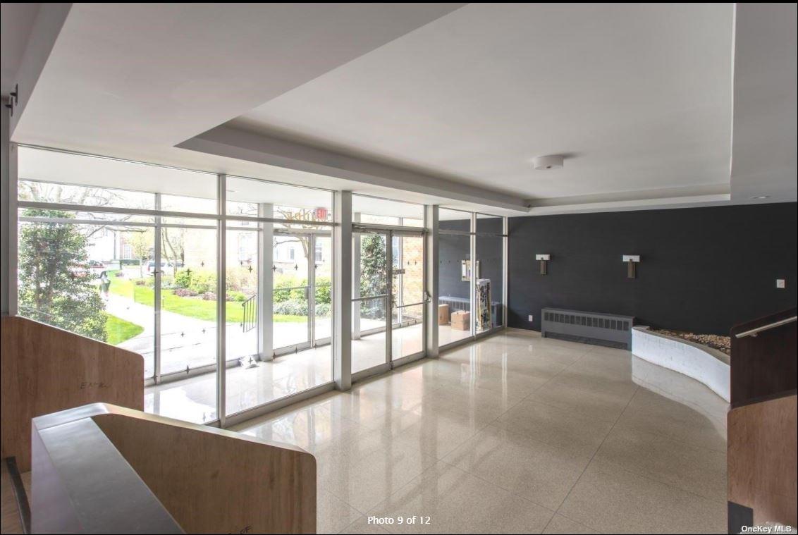 125 Main Street # 2H, Port Washington, NY 11050