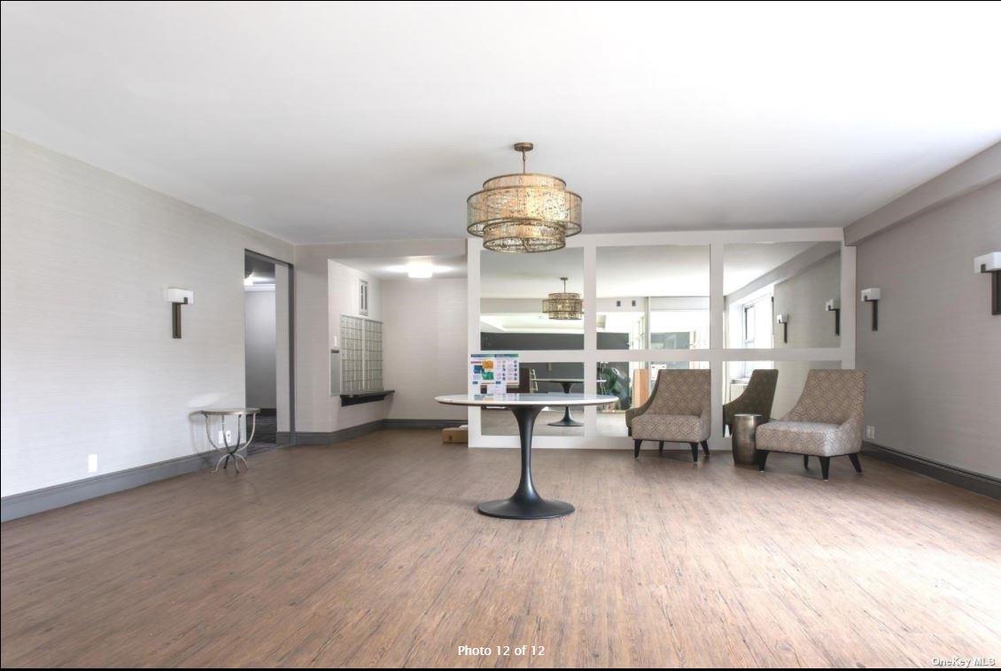 125 Main Street # 2H, Port Washington, NY 11050