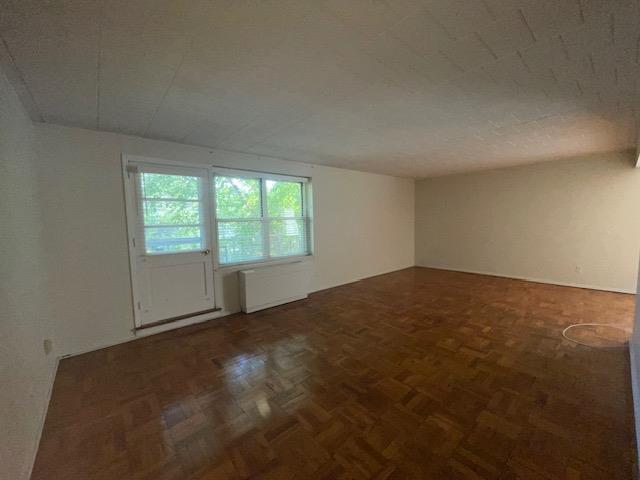 125 Main Street # 2H, Port Washington, NY 11050