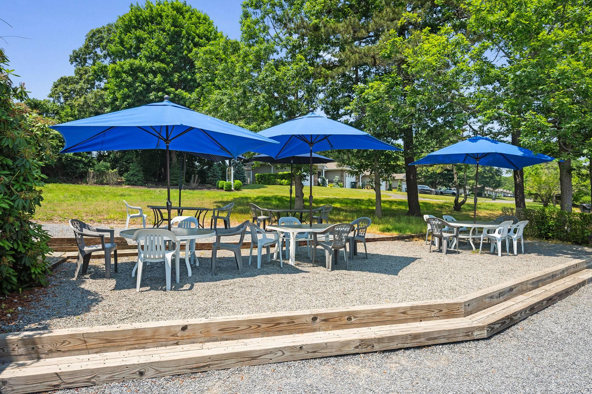 142 Montauk Highway, Westhampton, NY 11977