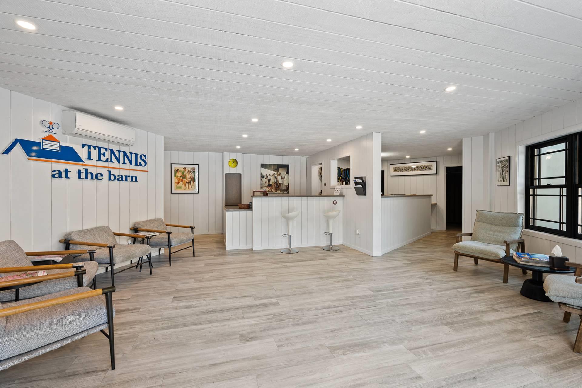 142 Montauk Highway, Westhampton, NY 11977