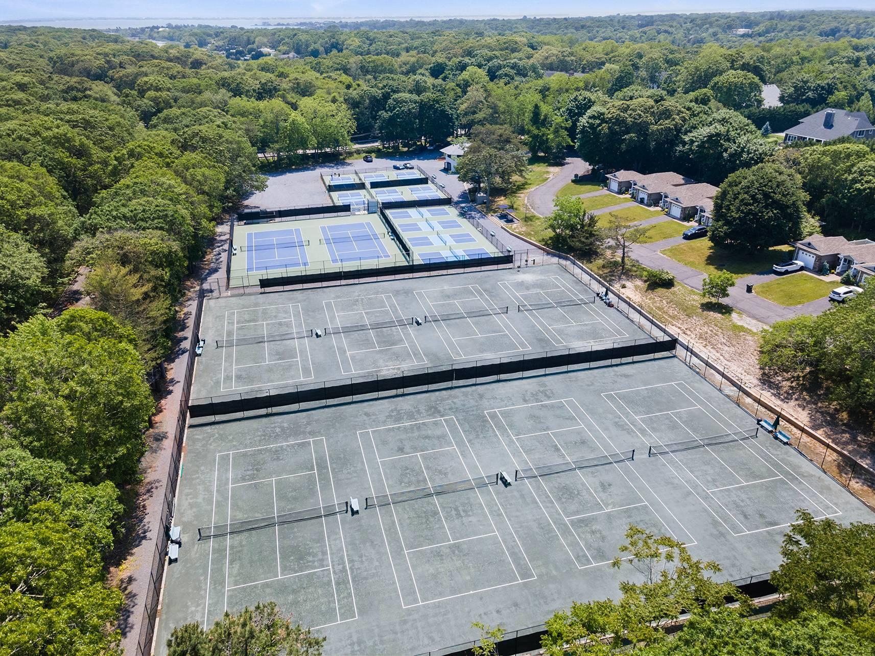 142 Montauk Highway, Westhampton, NY 11977