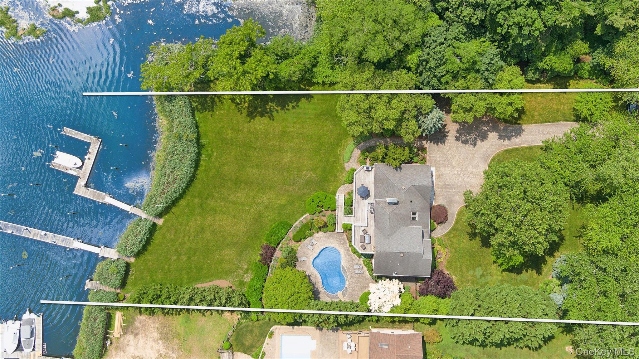 40 Overlook Drive, Aquebogue, NY 11931