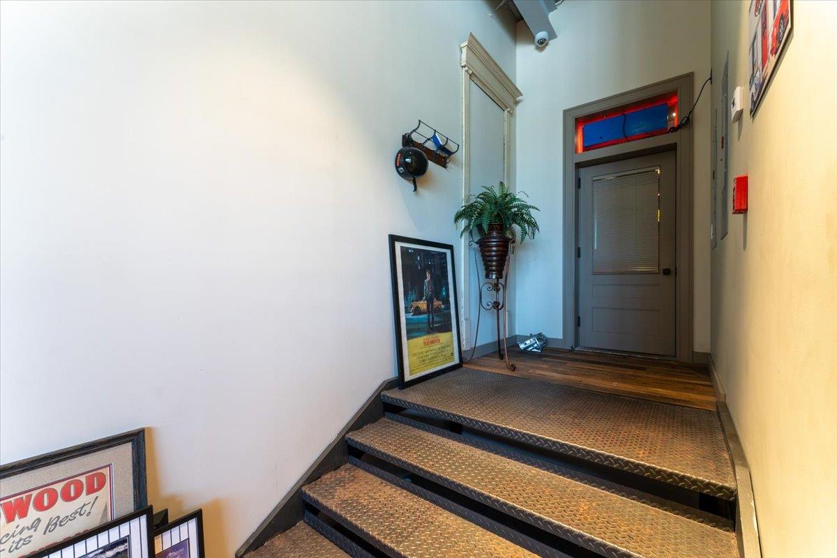 85 Pine Hollow Road, Oyster Bay, NY 11771