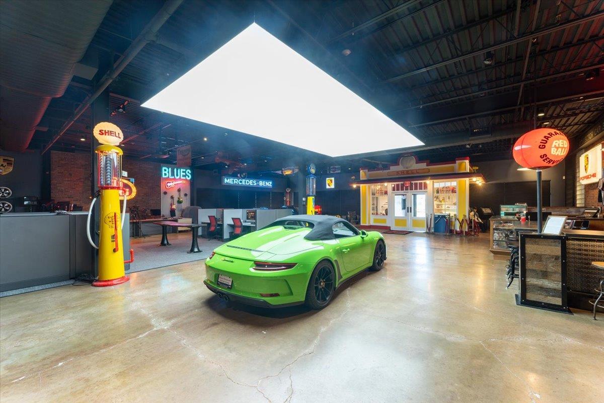 85 Pine Hollow Road, Oyster Bay, NY 11771