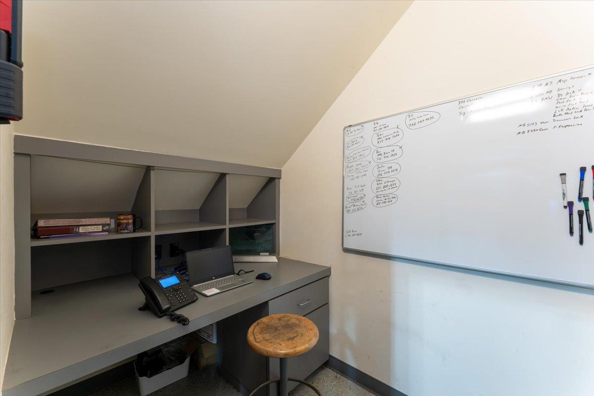 85 Pine Hollow Road, Oyster Bay, NY 11771