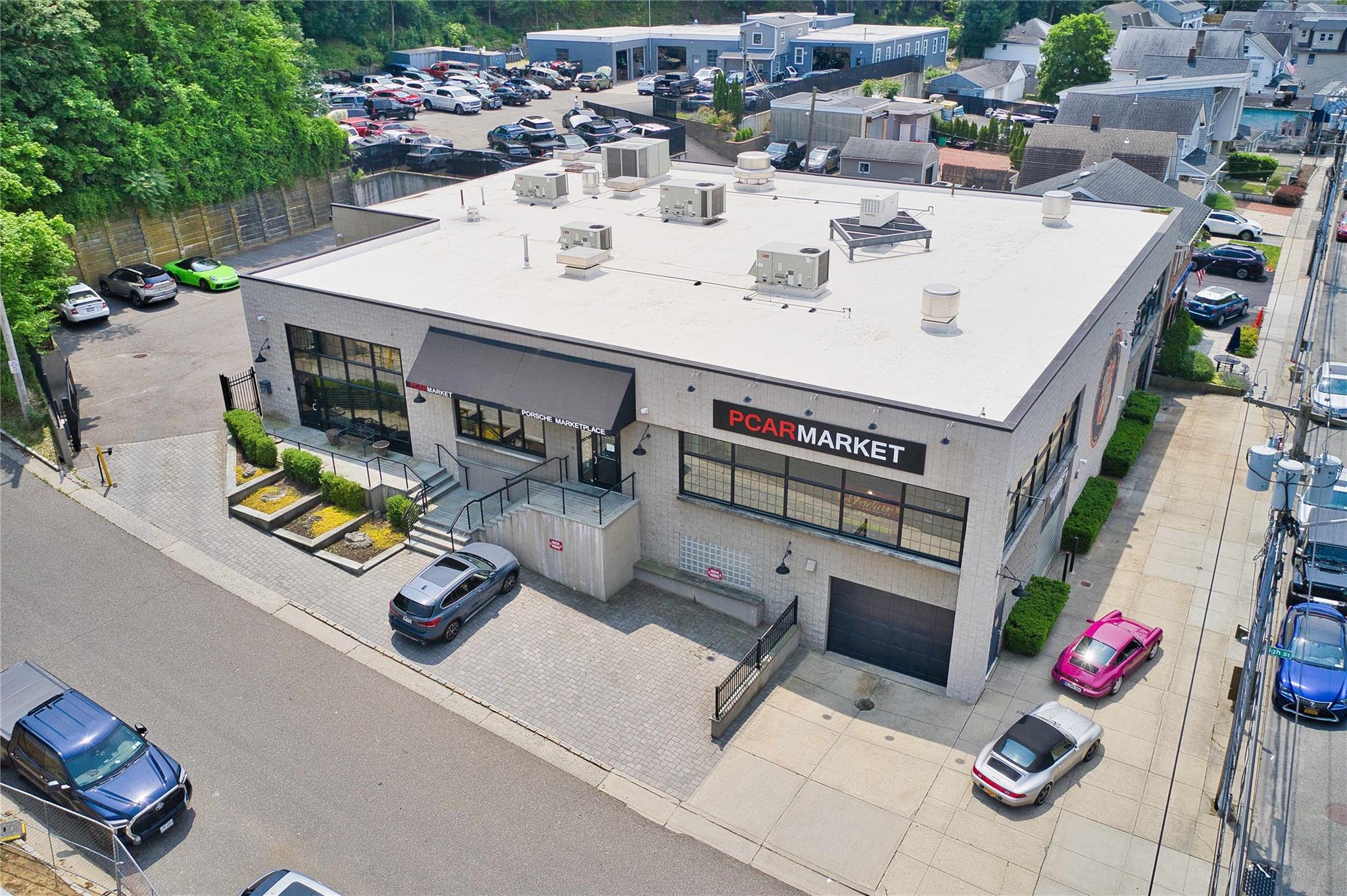 85 Pine Hollow Road, Oyster Bay, NY 11771