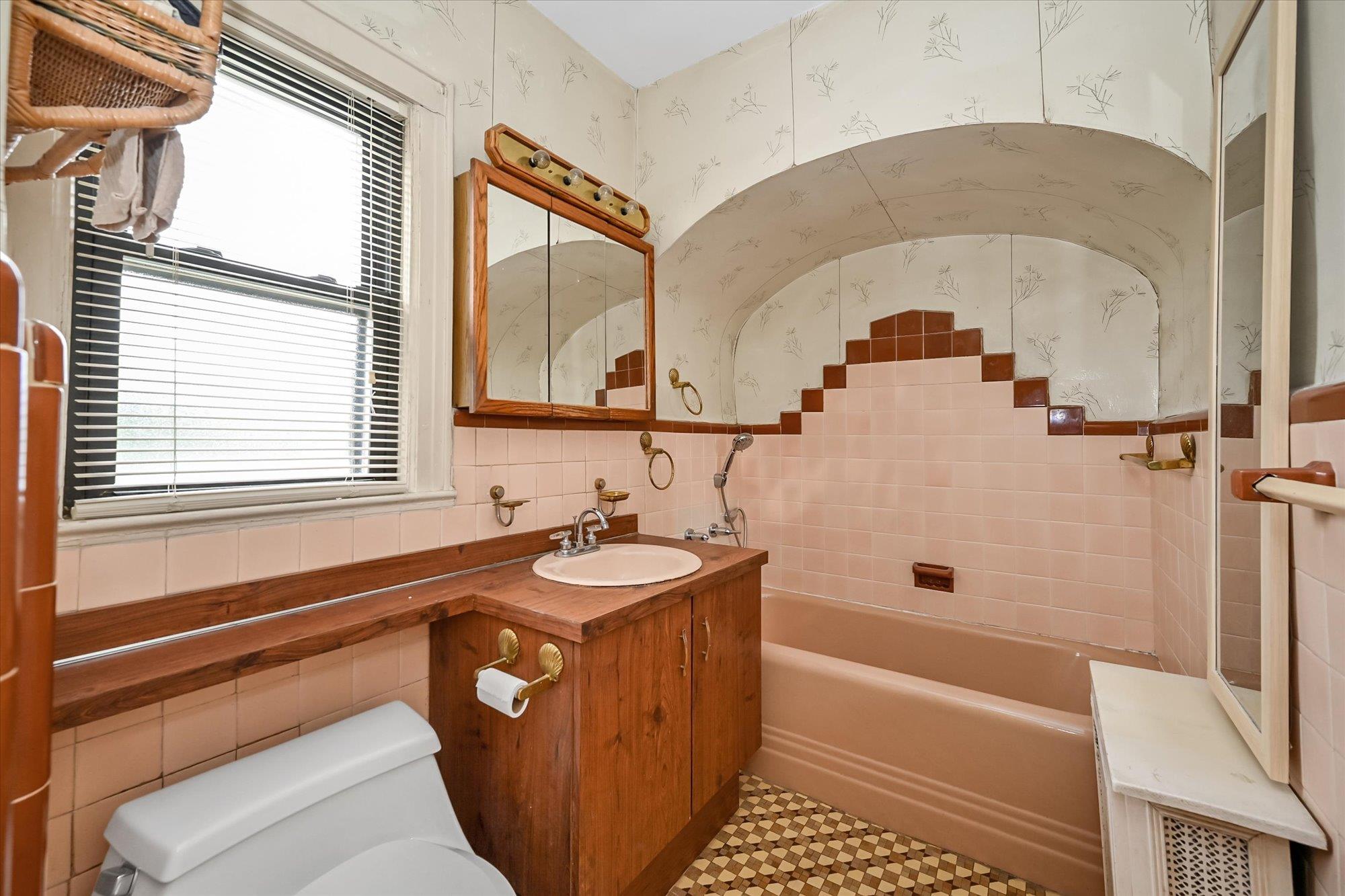 33-50 210 Street, Bayside, NY 11361